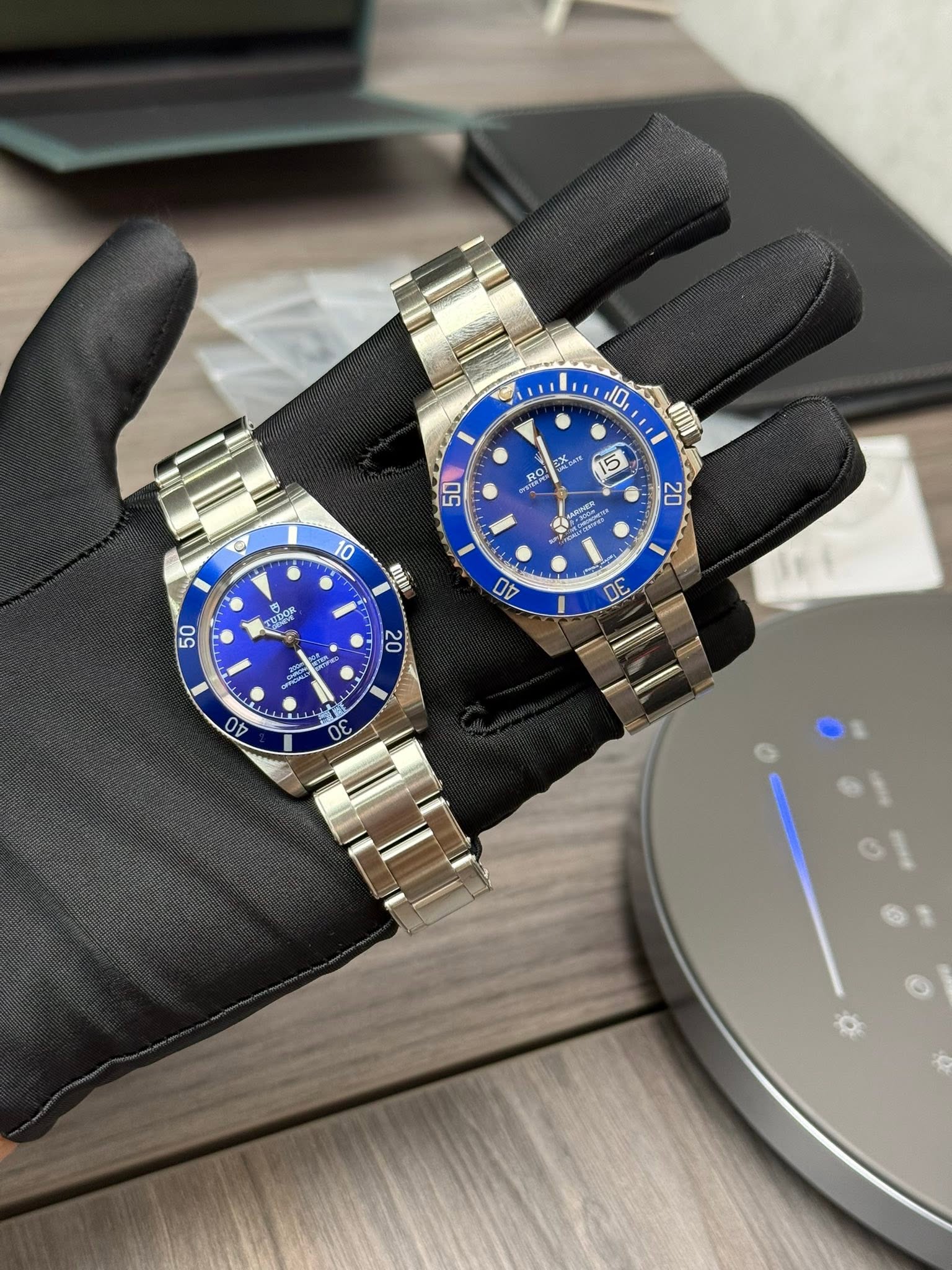 May be an image of wrist watch and text that says '1O ui RO ቁ 50 5 O 10 20 mImn TEDOR Bo 本 50 AO 30 20 40 K A J0 0F'