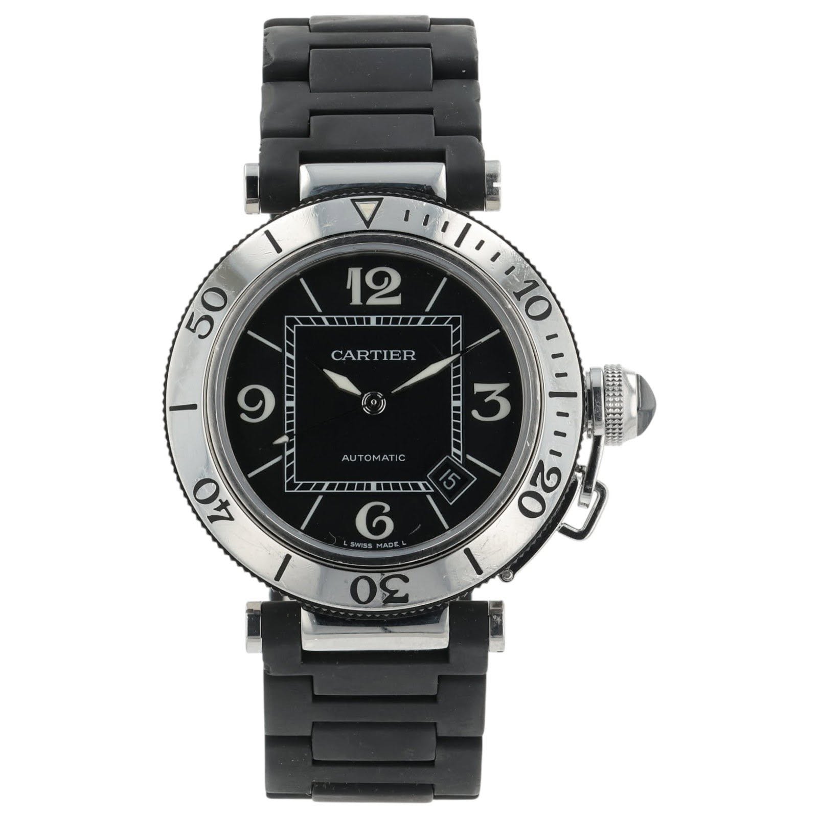 May be an image of wrist watch and text that says '12 I I I CARTIER 10 50 9 III パリ AUTOMATI I 富口 3 5 ស 40 集 團 SWISSPA SWISS 6 30'