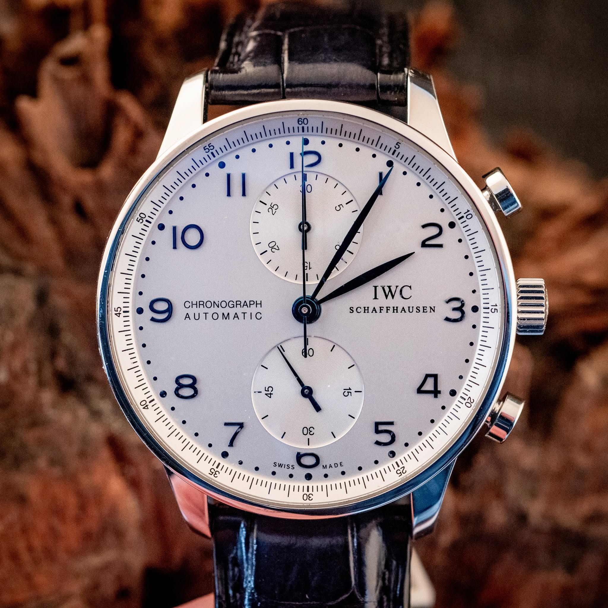 May be an image of wrist watch and text that says 'a IP 0 11 म + 10 ی 1 م 45 2 9 AUTOMATIG CHRONOGRAPH el IWC SCHAFFHAUSEN 3 $5 0 8 7 SE S 5- 4 5 uA 25 SWiSs ARE 0'