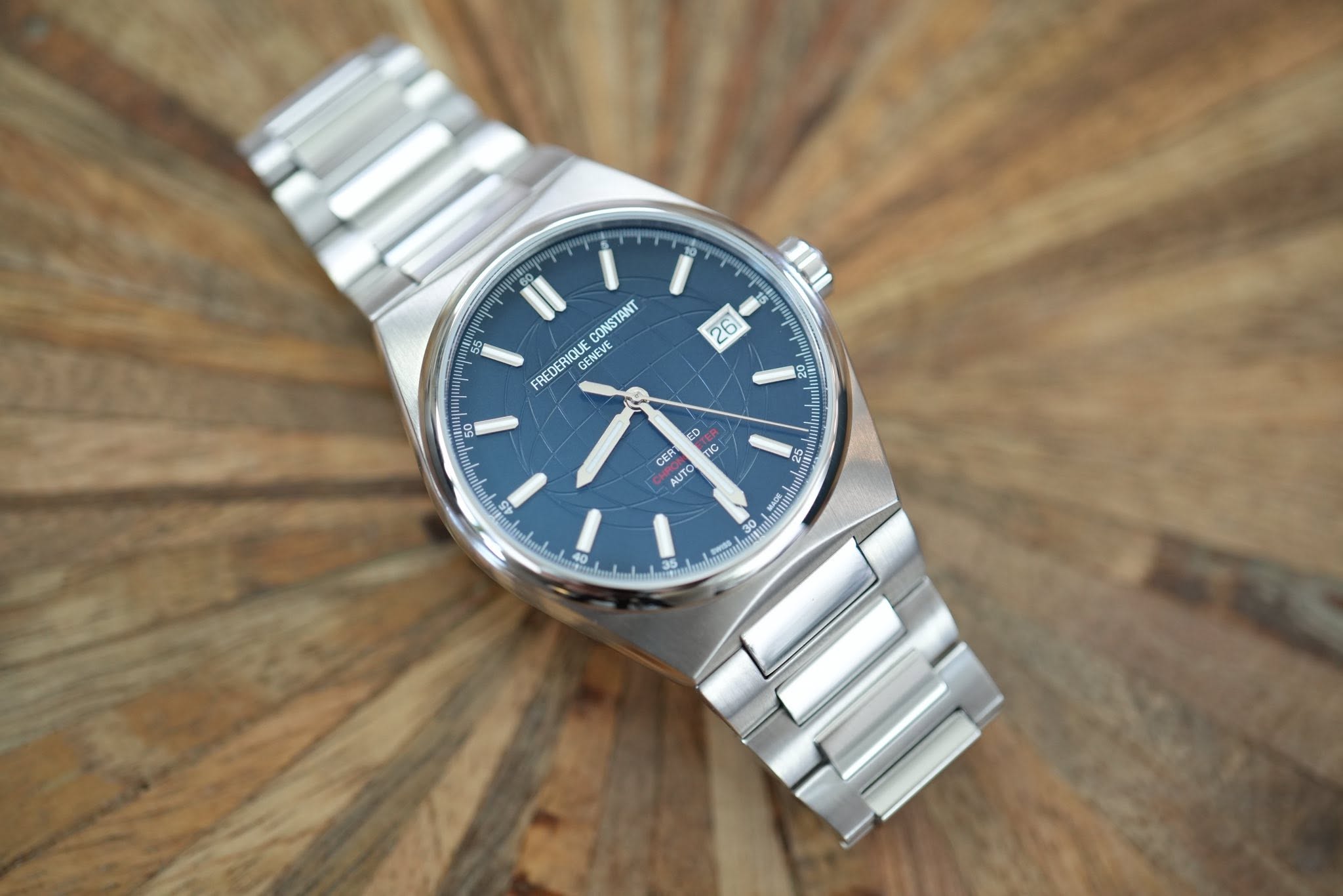 May be an image of wrist watch and text that says '55 26 20 CONSTANT FREDERIQUE DENEVE ENEVE 00 62 ED CER AUTO AUTO CER nc መምም 45 S5 40 30'