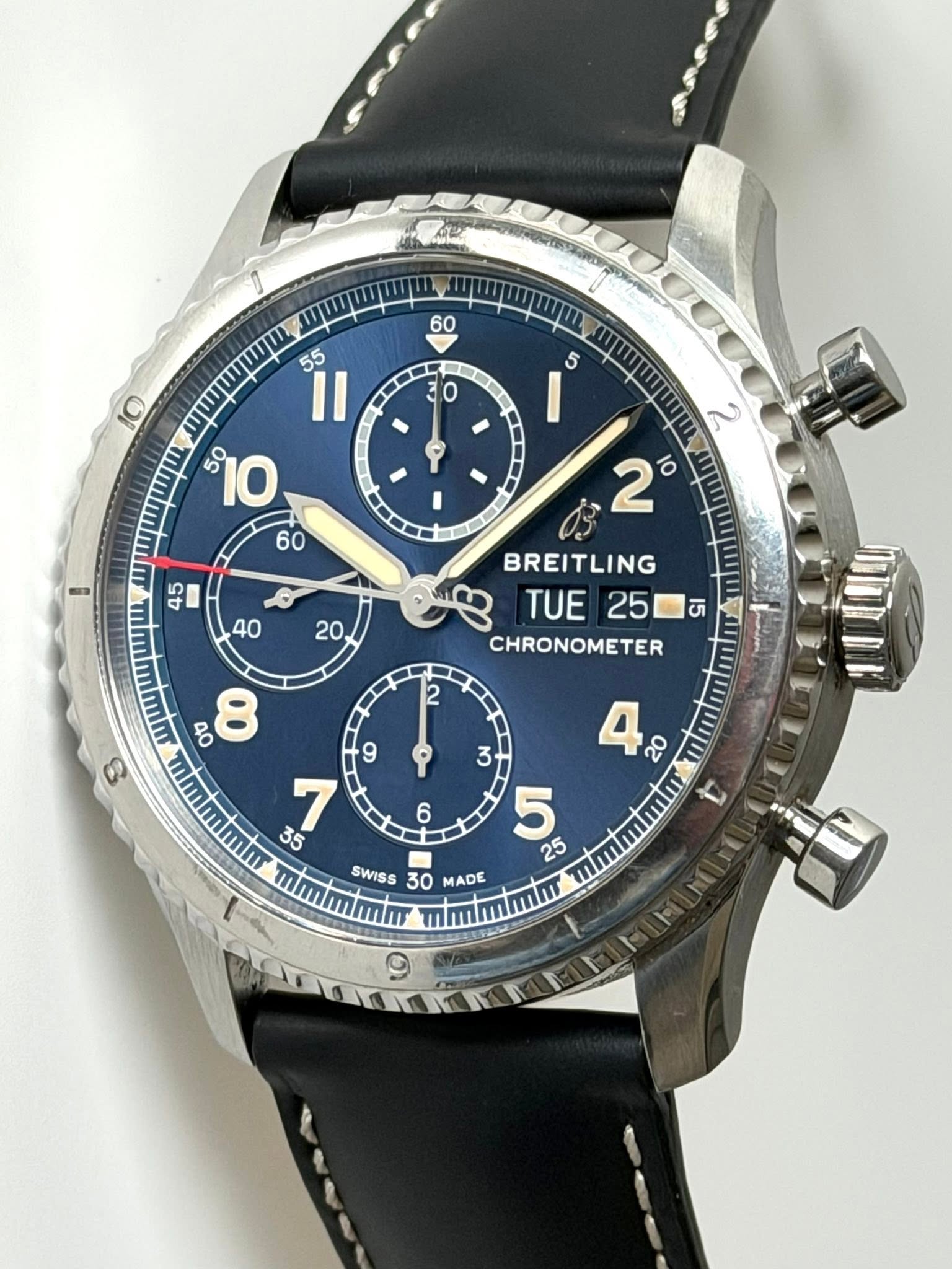 May be an image of wrist watch and text that says 'דשששה 5 0 0 யுயயயற 60 55 II 50 10 60 P م 2 10 03 BREITLING TUE 25 25 ज CHRONOMETER 20, 2 9 5 6 புயயயப a5 40 ခ סס S mmmmmr…