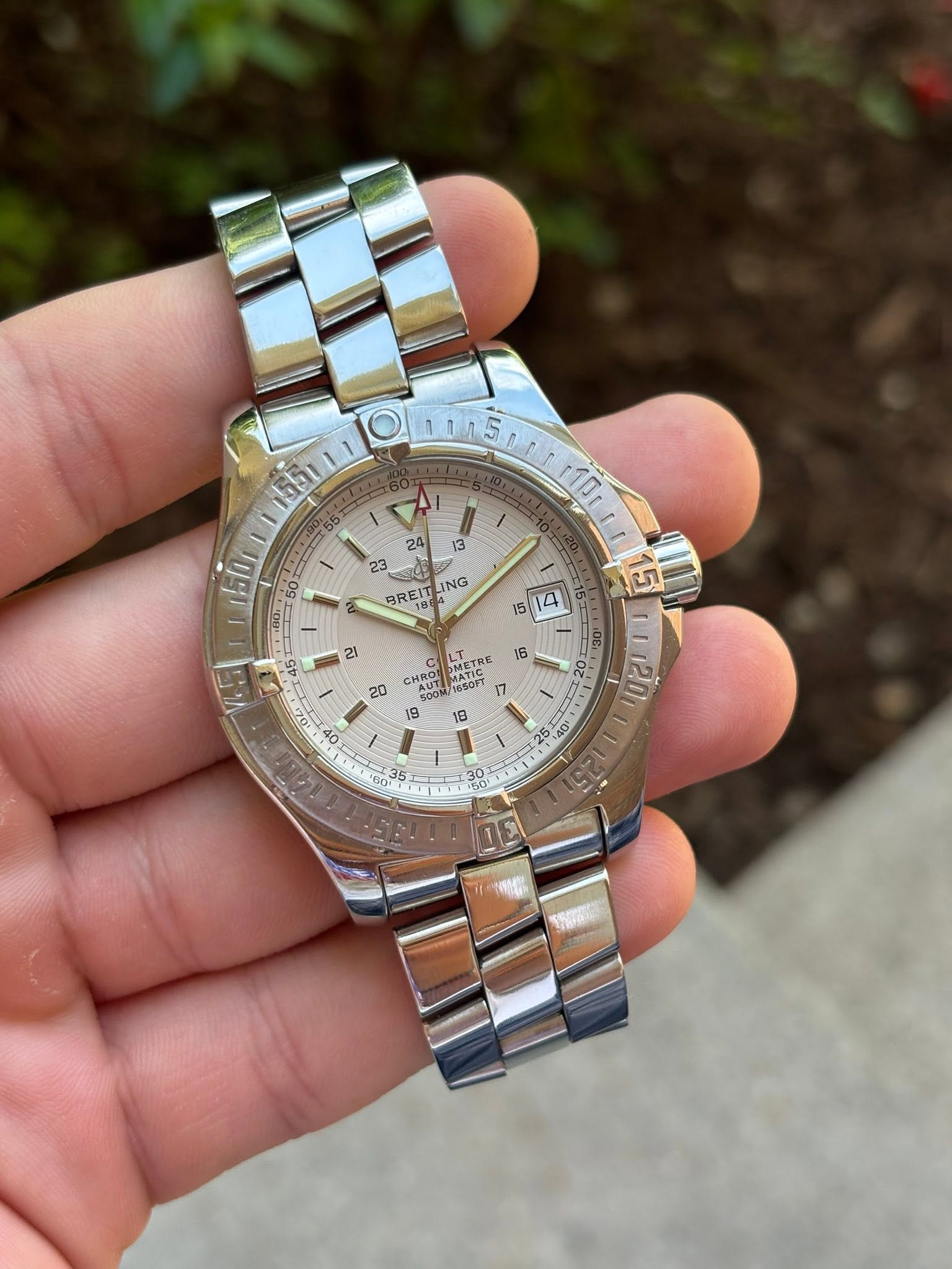 May be an image of wrist watch and text that says '13 ا ሎ እ ING GREIT LIFTRE LT METRE CHENT SROFT 1SOFT 17 ΛΑΙ عر Uン i 1E'
