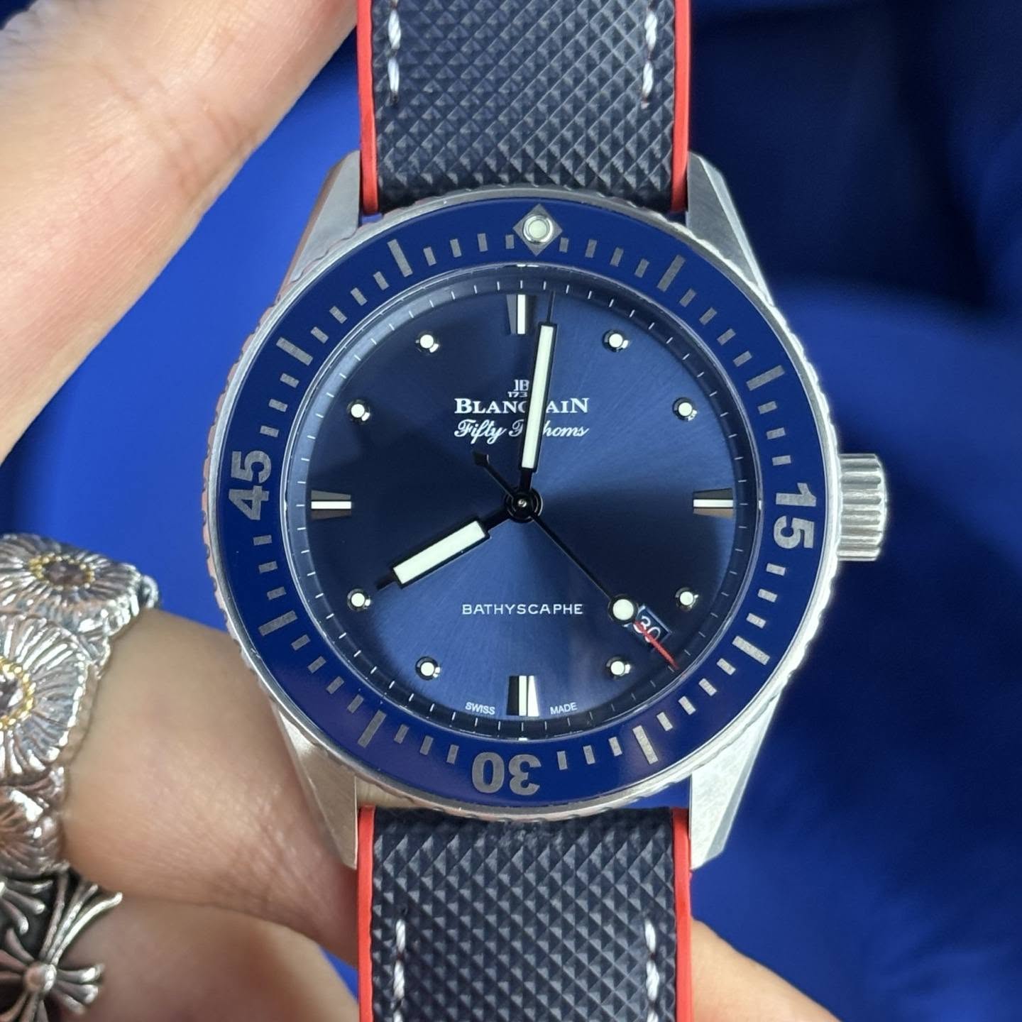 May be an image of wrist watch and text that says 'ー 1 I 45 5 BLANGAIN 月 BLANC AIN Fifly homs o: I 5 BATHYSCAPHE - 30 MASS MADE 30 0'