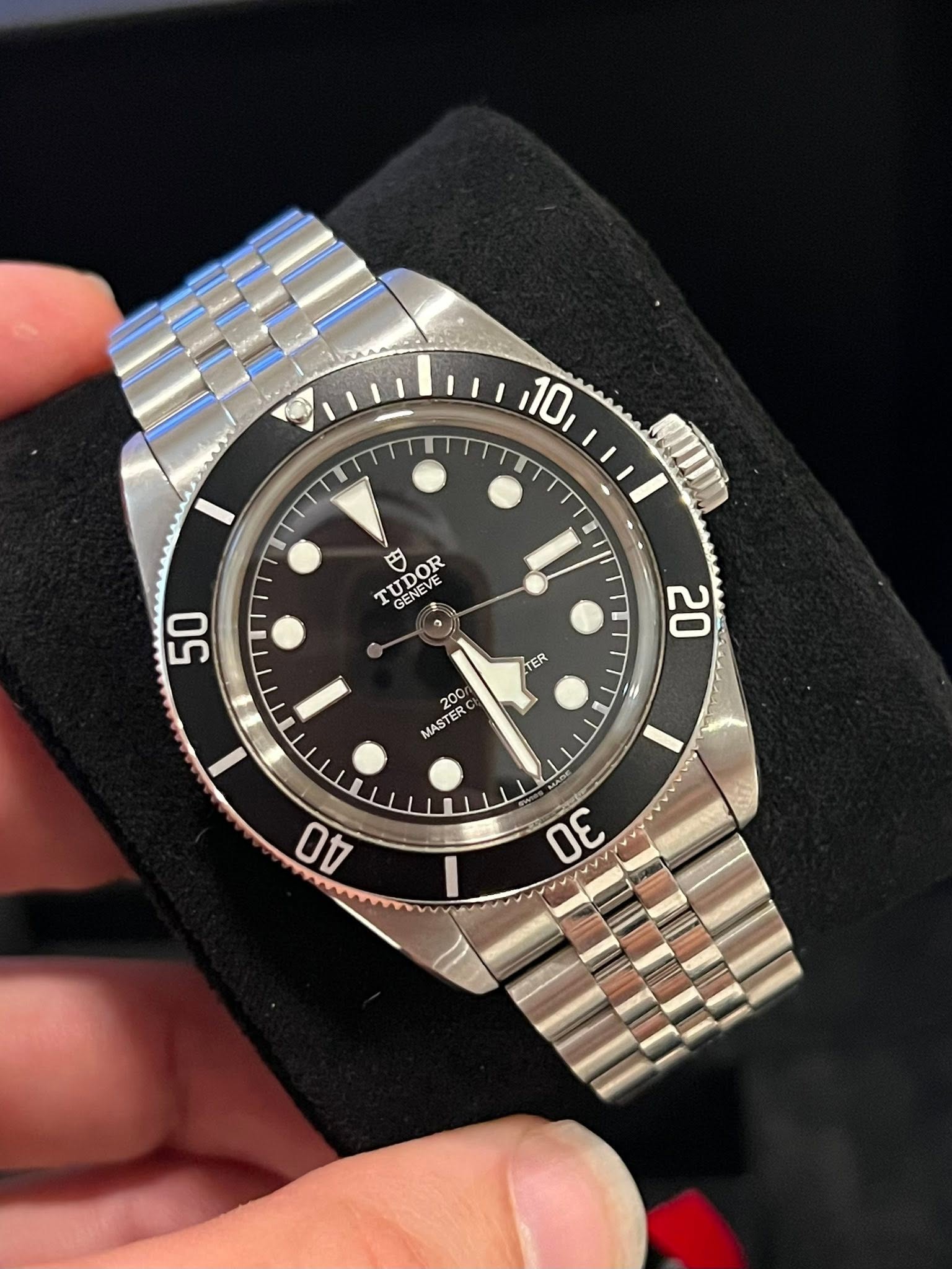 May be an image of wrist watch and text that says '10 円 ፕህ UDOR CENEVE LUDOR OR GENEVE 2 50 TER MAST MASTER «KC 40 30 5'