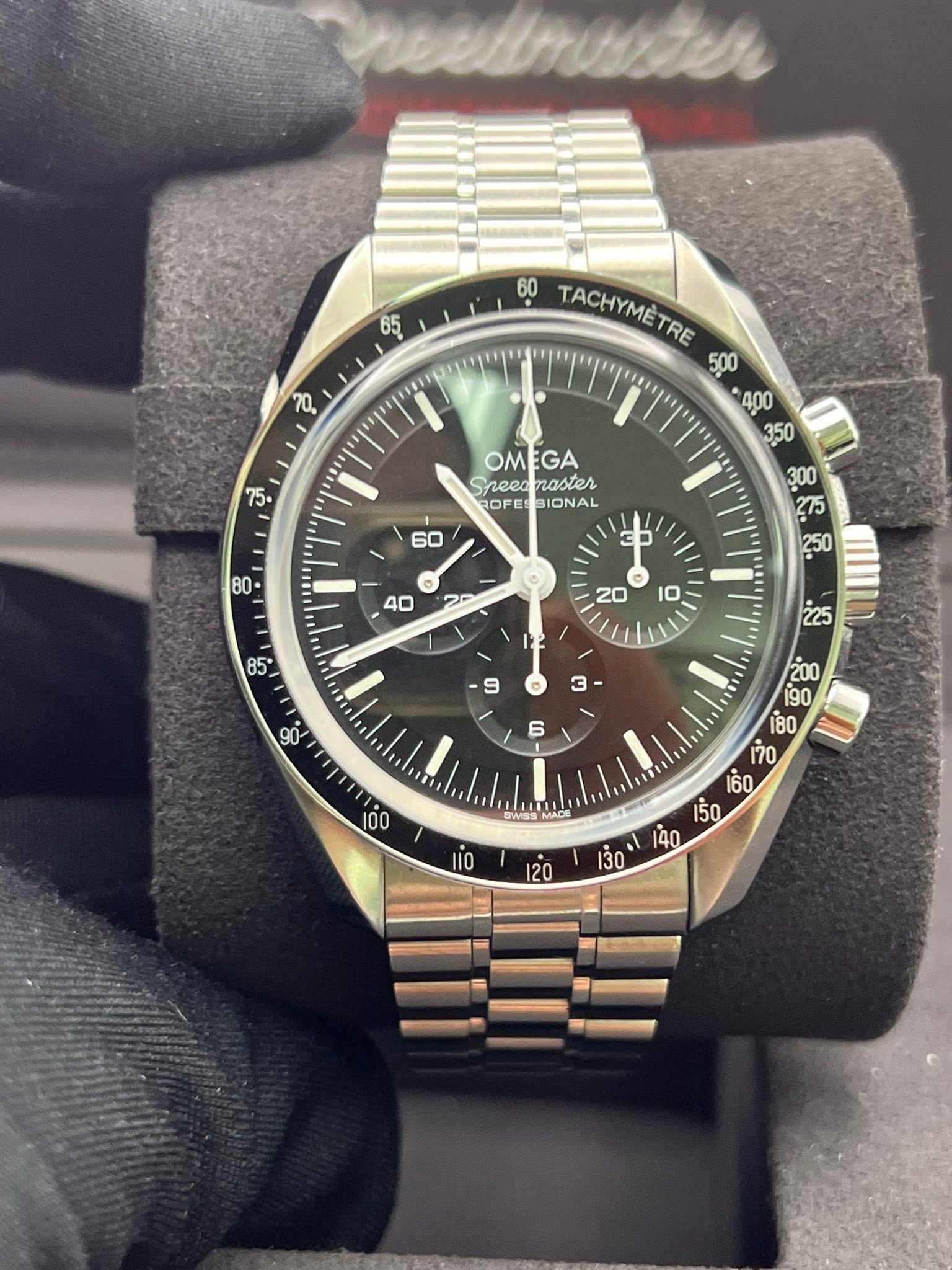 May be an image of wrist watch and text that says '65 12 60 TACHYMETRE TRE OM OMEGA GA Sneed na6иε ROFE SIONAL 60 80 9 3P & 5° ဟ ိ Iifeenioo ም0 160 เ5ิ0 140 VICE io 20 30'