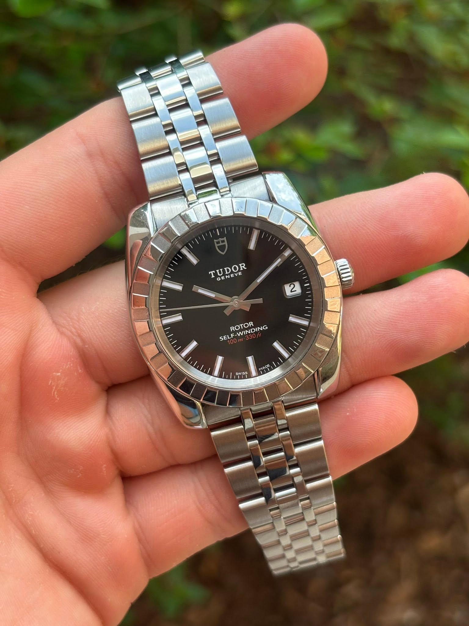 May be an image of wrist watch and text that says 'TUDOR OR NE EVE - 2 ROTOR SELF WINDING INDING DING "I 主置 6'
