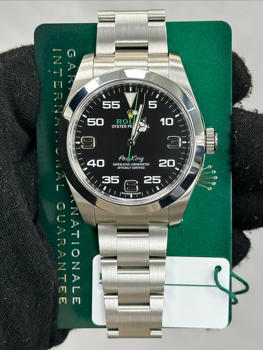 May be an image of wrist watch and text that says '55 5 50 RO OYSTER PE 10 3 40 AirKing SUPERLATIVE TER OFFICIALLY ICIALLYCERTIFIED CERTIFIED SEAO de SS IM ADE الا TIONALE ጣ…