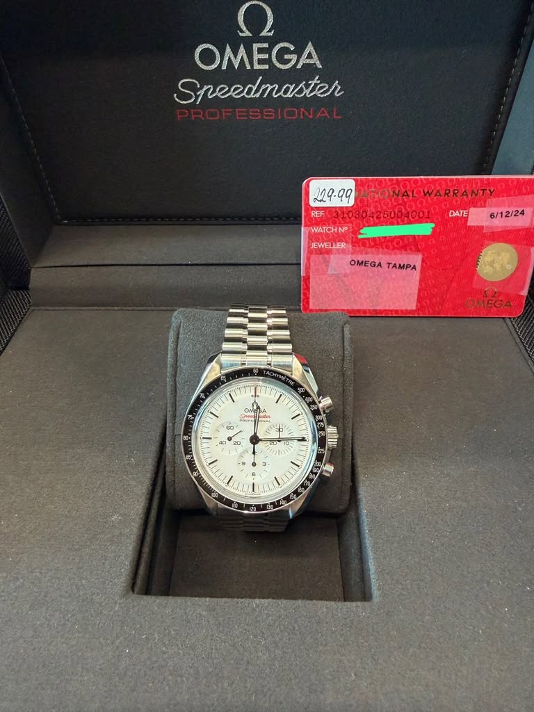 May be an image of wrist watch and text that says 'OMEGA Speedmaster DATE 229-99 ATONAL WARRANTY REF WATCHN JEWELLER OMEGA TAMPA 6/12/24 OMEGA ហូ , PSPS SPee SPe SP 見 .40 40 0 P ン…