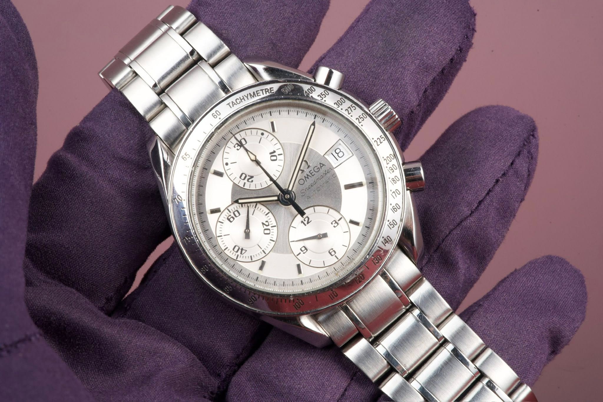May be an image of wrist watch and text that says 'ACHYMETRE 2z OMEGA e Mdase e 0 3 3 RIE oV た 9 50 명면기 6'