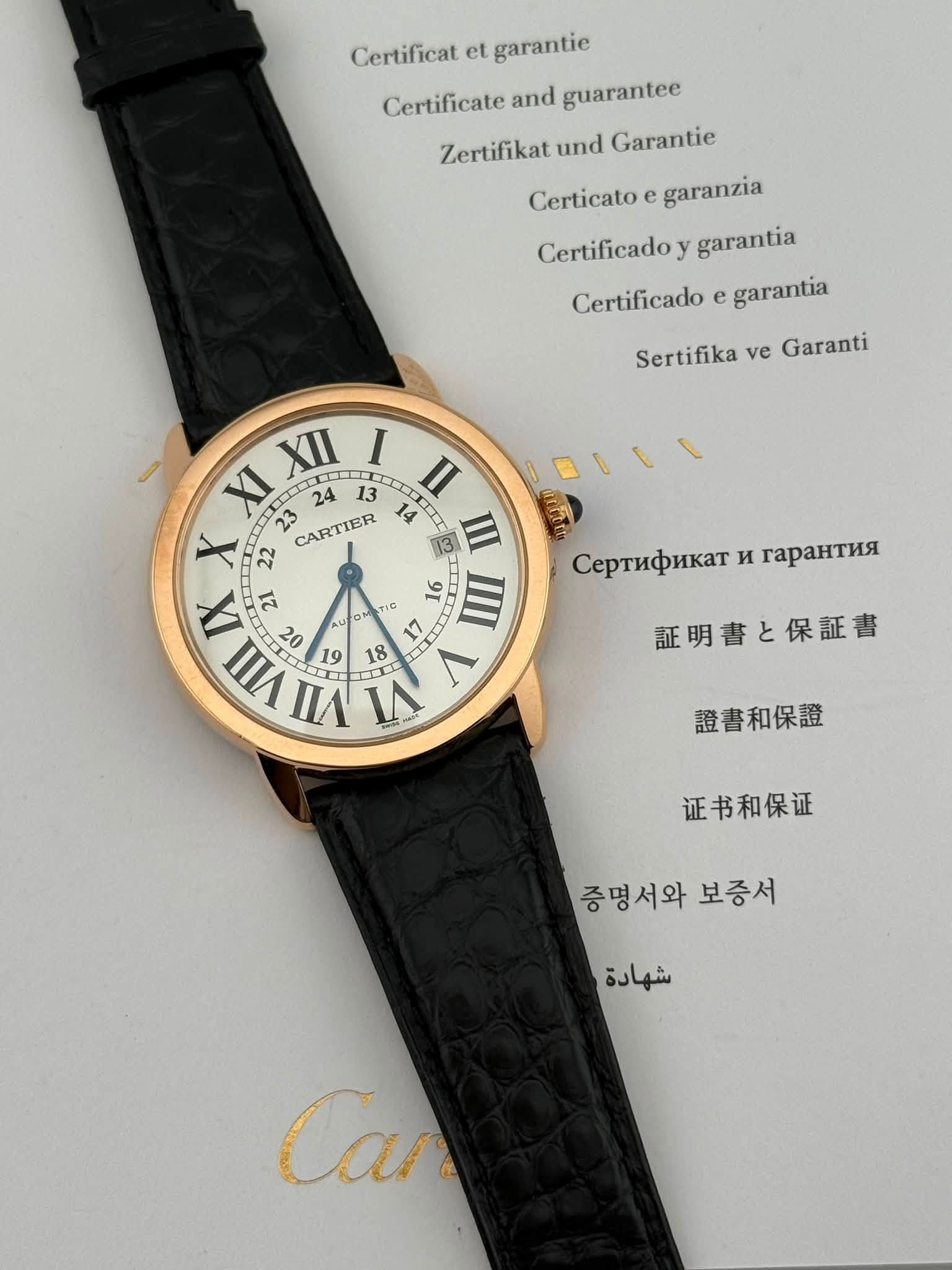 May be an image of wrist watch and text that says 'Certificat et garantie Certificate and guarantee Zertifikat und Garantie Certicato e garanzia Certificado garantia Certificado…