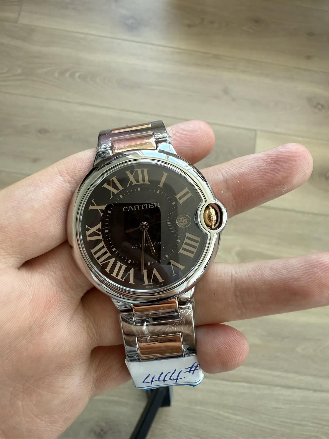 May be an image of digital watch and text that says 'ΧΙ XXn XII II TMAHA I フッ nAnA IX IIII 444'