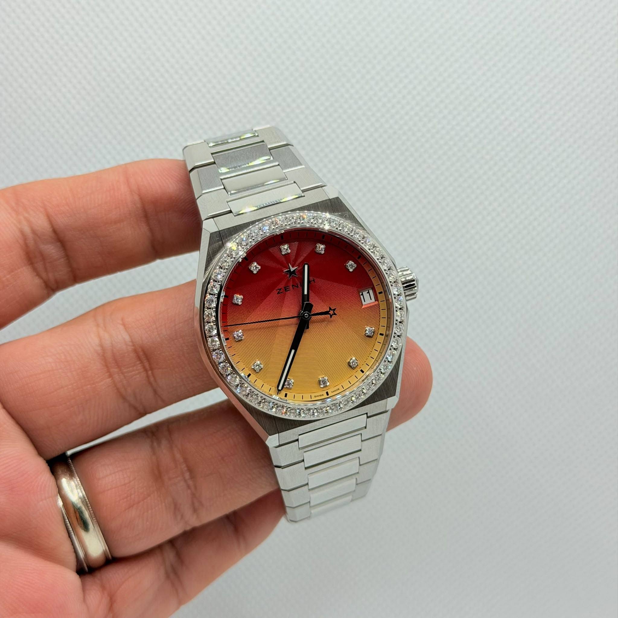 May be an image of digital watch and text that says '0 热 莓 11 家 ॐी ይ S C'