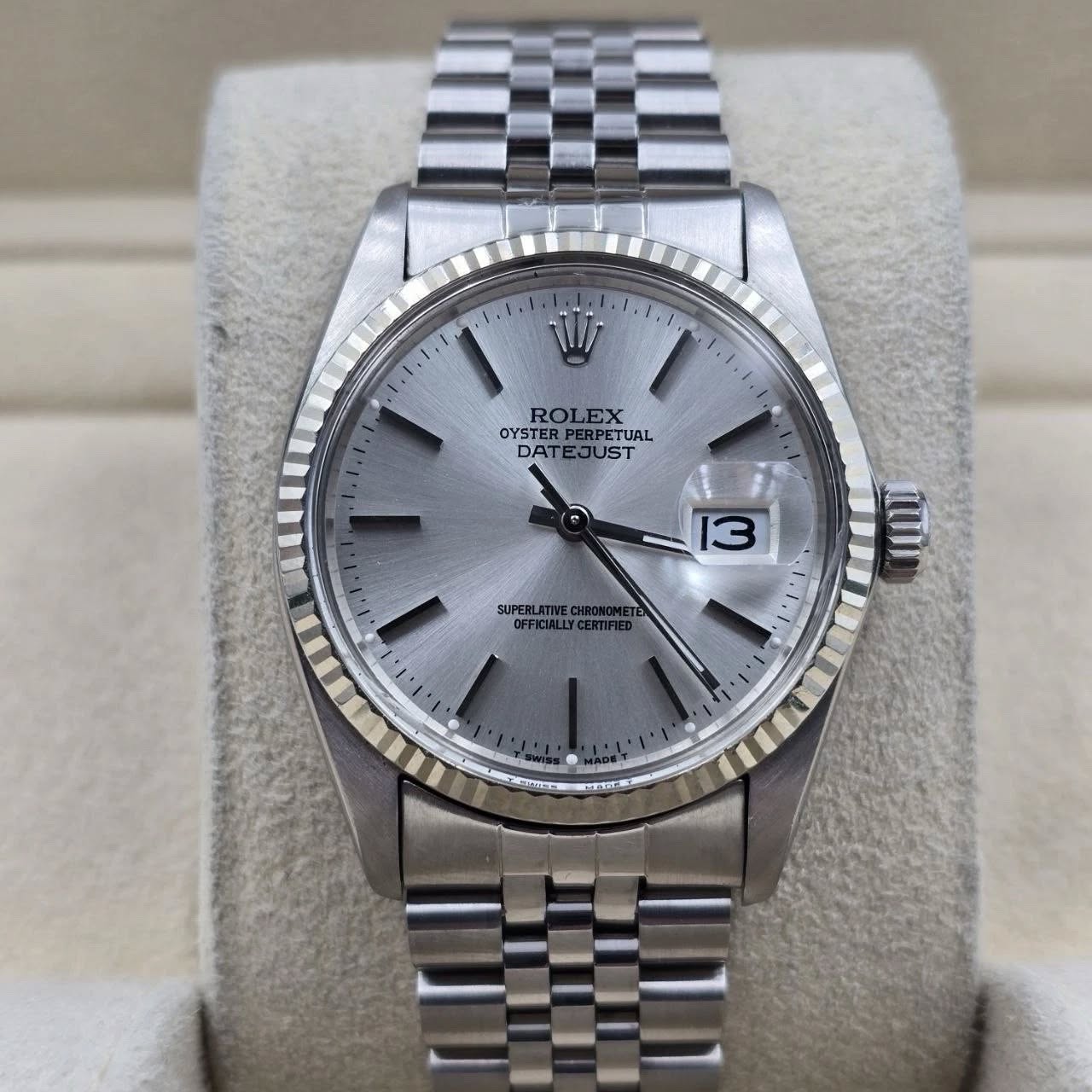 May be an image of wrist watch and text that says 'W/ ROLEX ROLEX EX OYSTER OYSTERPERPETUAL PERPET YSTERPERPETUA PETUA TUAL DATEJUST EJ JST DAT TE 13 SUPERL SUPERECIBLLY.CERTIFIE…