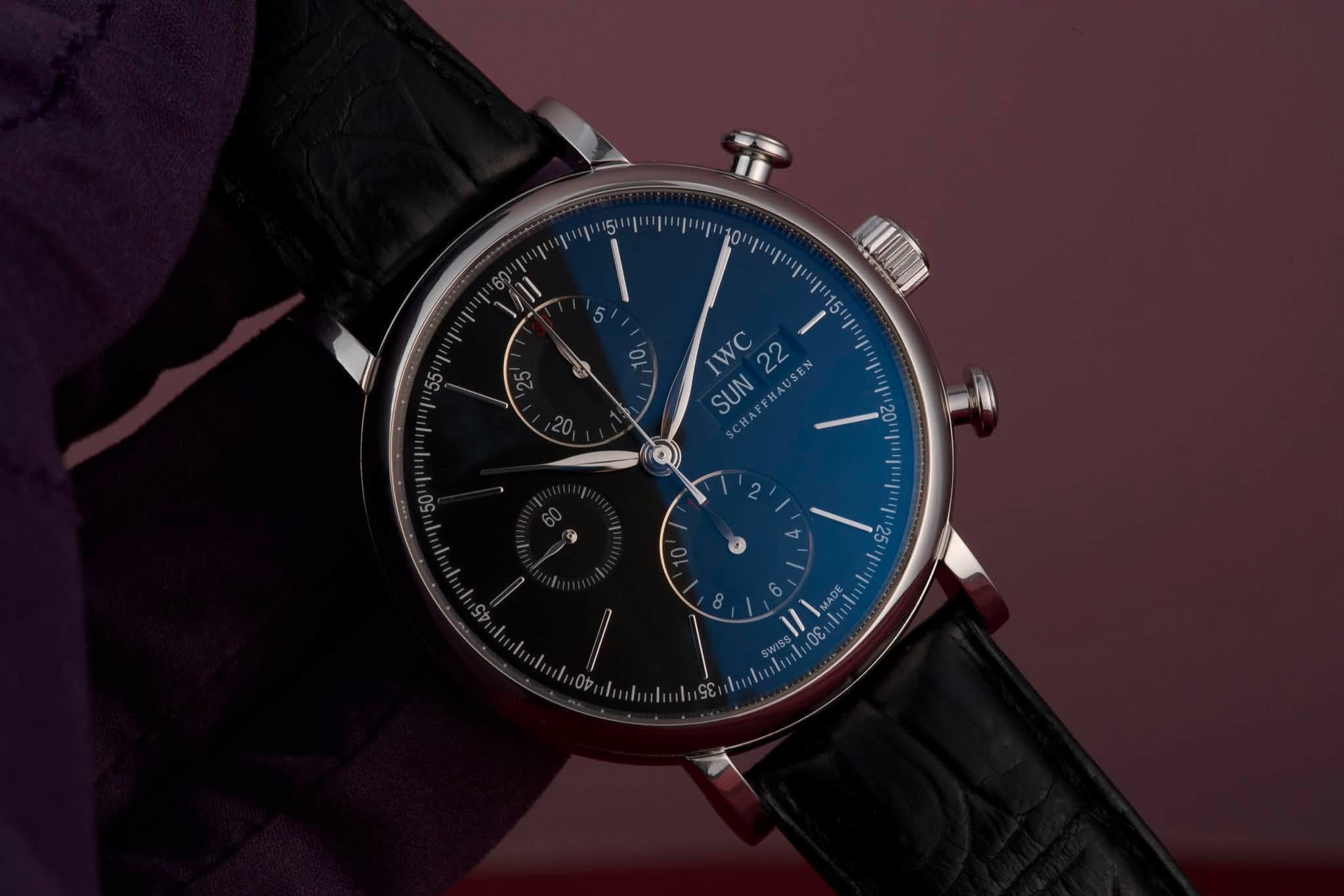 May be an image of wrist watch and text that says '15 UII IWC 22 SEN EN SUN SUN22 CHAFF AFFHAUSE FN 20 ul 30 3'