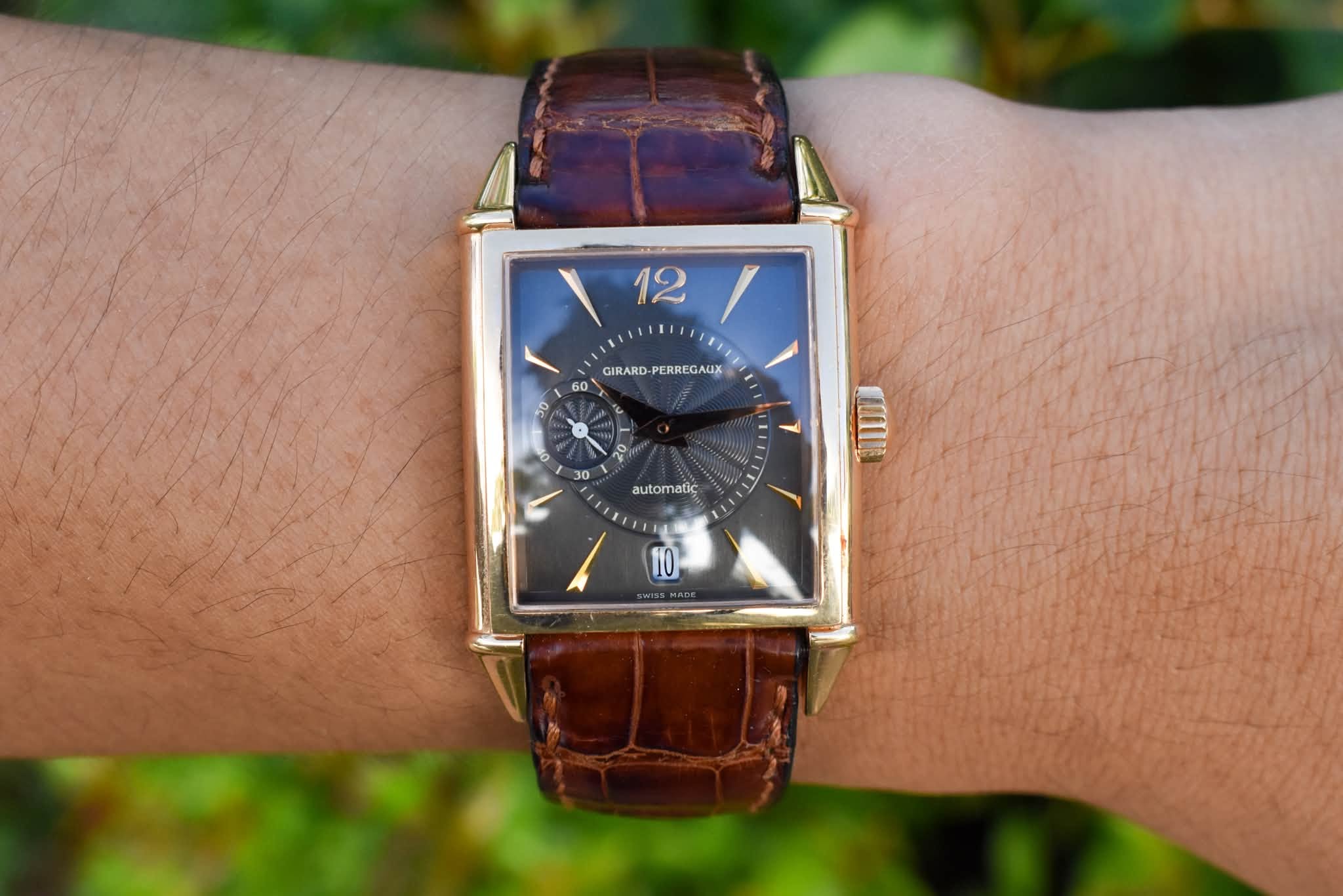 May be an image of wrist watch and text that says '١ 12 C CIRARD-PERREGAUX CIRARD-PERREGAUX GIRARD PERREGAUX 60 60 60 N 7 30 0 automatic'