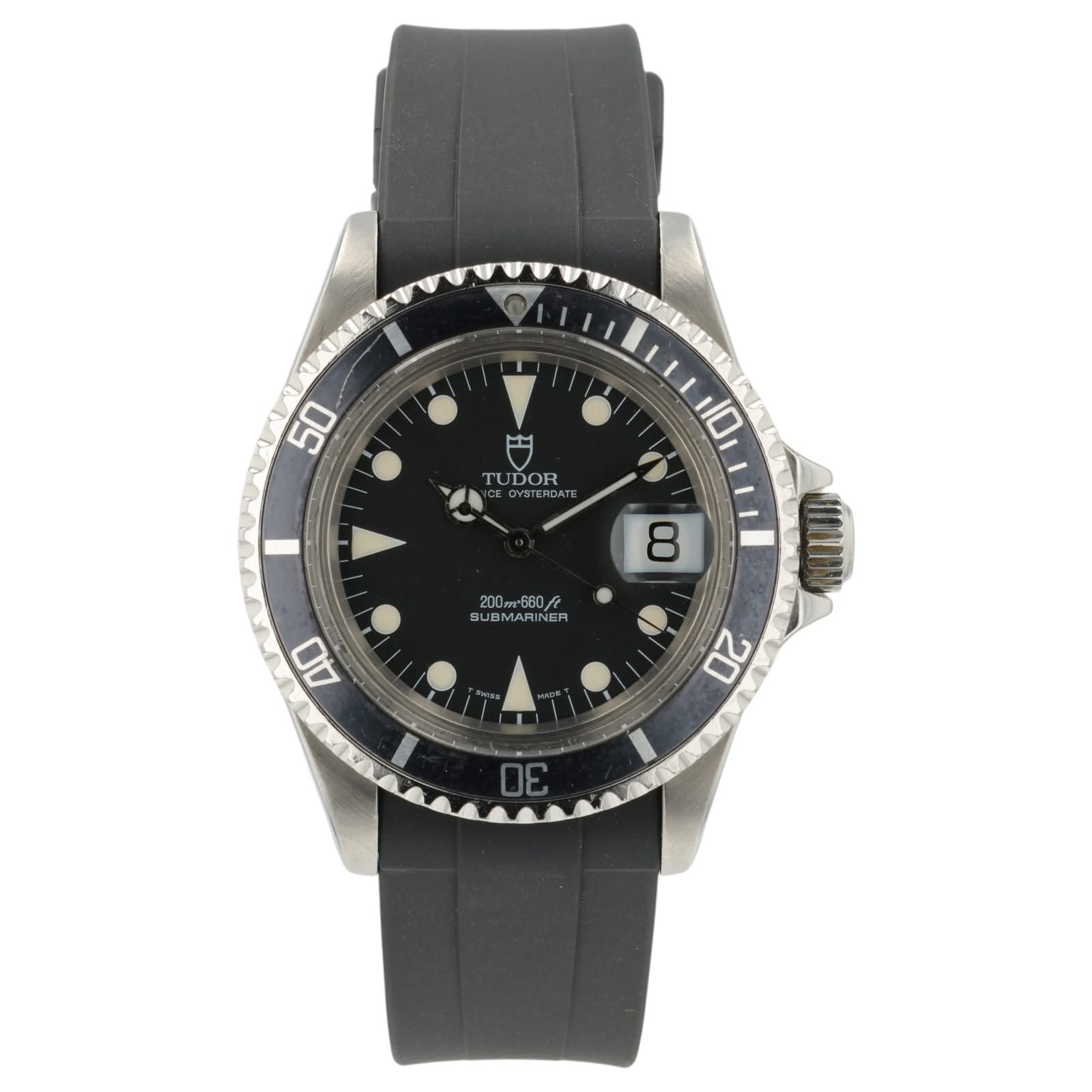 May be an image of wrist watch and text that says '50 円 - I 10 P τι TUDOR WSTERDAT ATE 전1에 8 200km-G60/ 00g660/ 200 SUDMARINER SUB RINER 40 20 30'