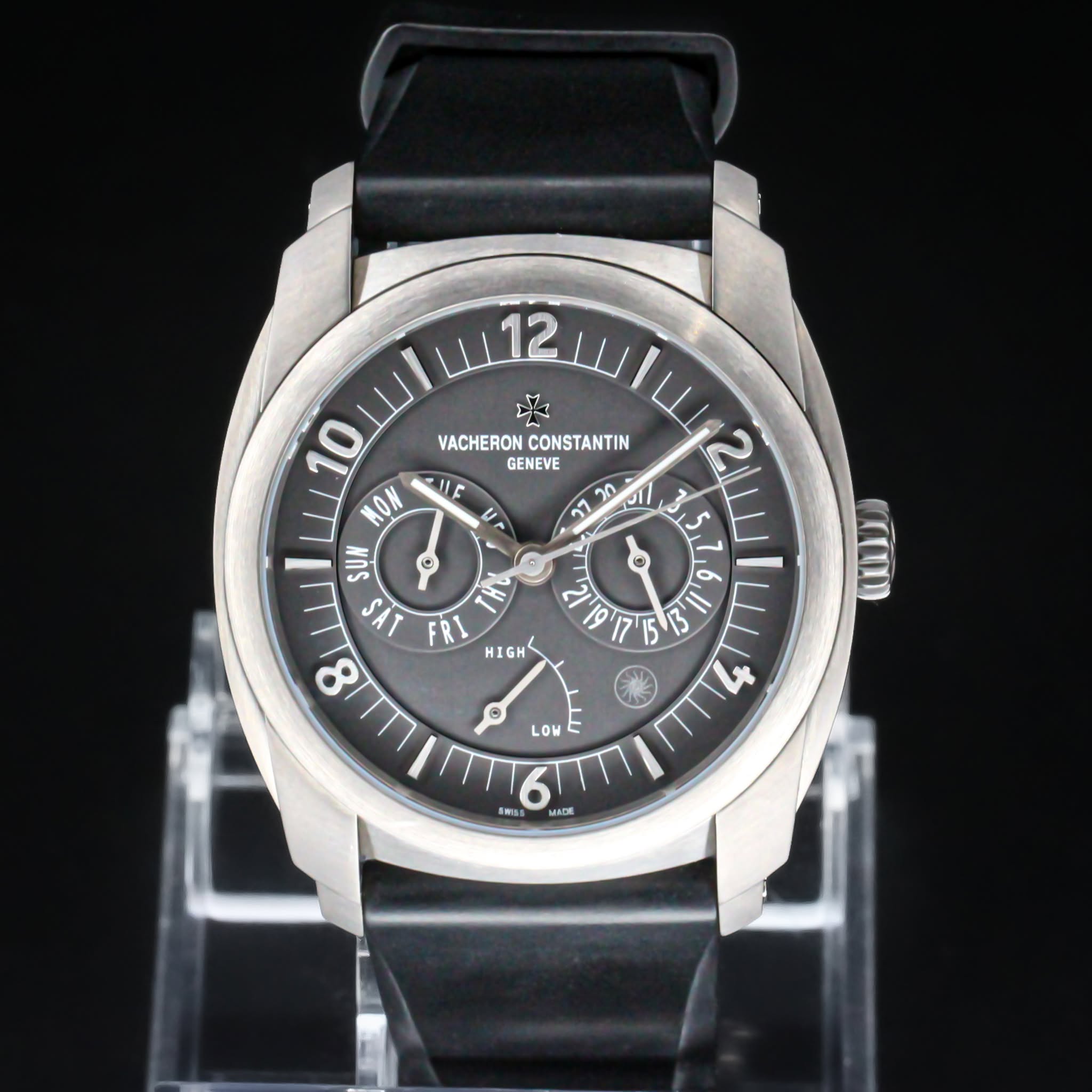 May be an image of wrist watch and text that says 'DA HE VACHERON CONSTANTIN GENEVE ቦ 27 ፖም፤ 121L 5 1,6 T L 平 M 10 NON SUN ن VS 드 FRI HIGH o 小プ LOW SAUAS MADE MADA'