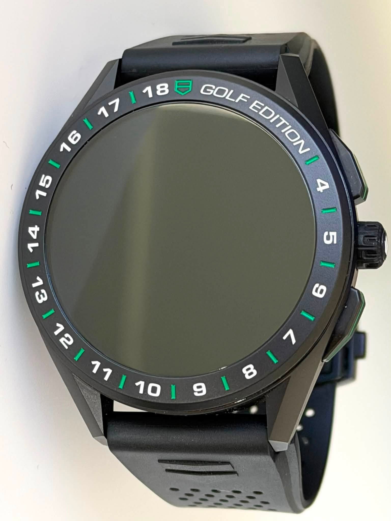 May be an image of digital watch and text that says '17118日 18日 GOLF FEDITION I 16 EDITION 4 15 14 ဟ '