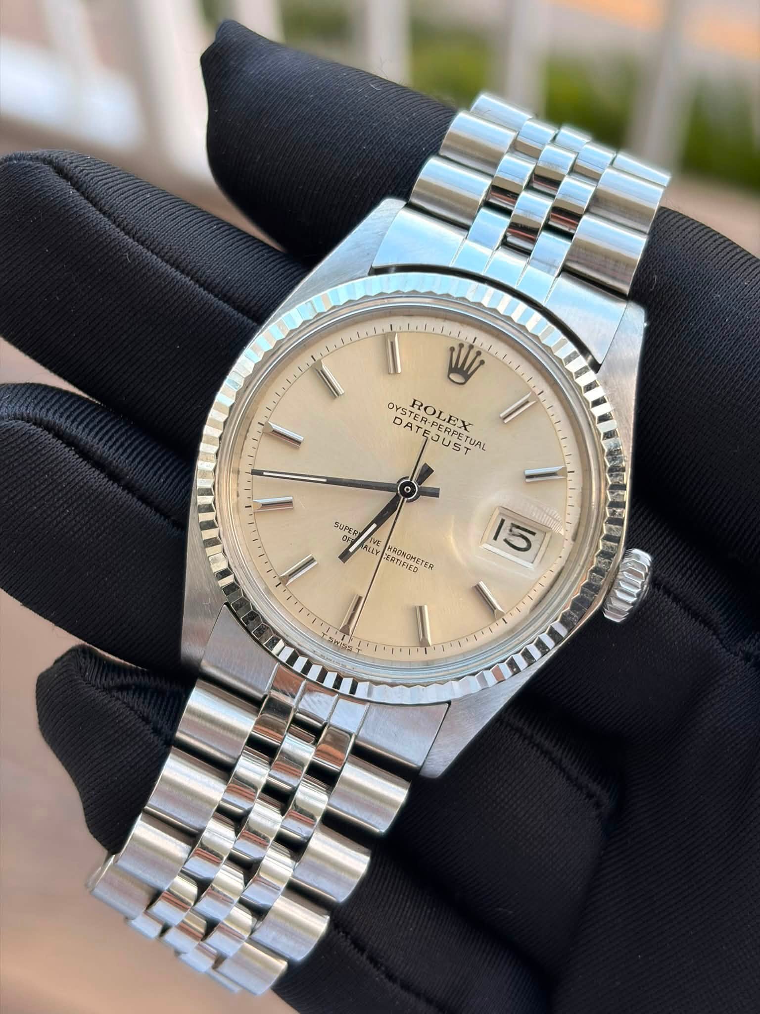 May be an image of wrist watch and text that says 'totale W ۱1 OYS DYSTER YSTER-PERPETUA DA DATE YSTERPEX ATEJUST ETUAL UAL ROLEX SUPER IV IVE OF AAULY SRONOME AN SESTIFIEO…