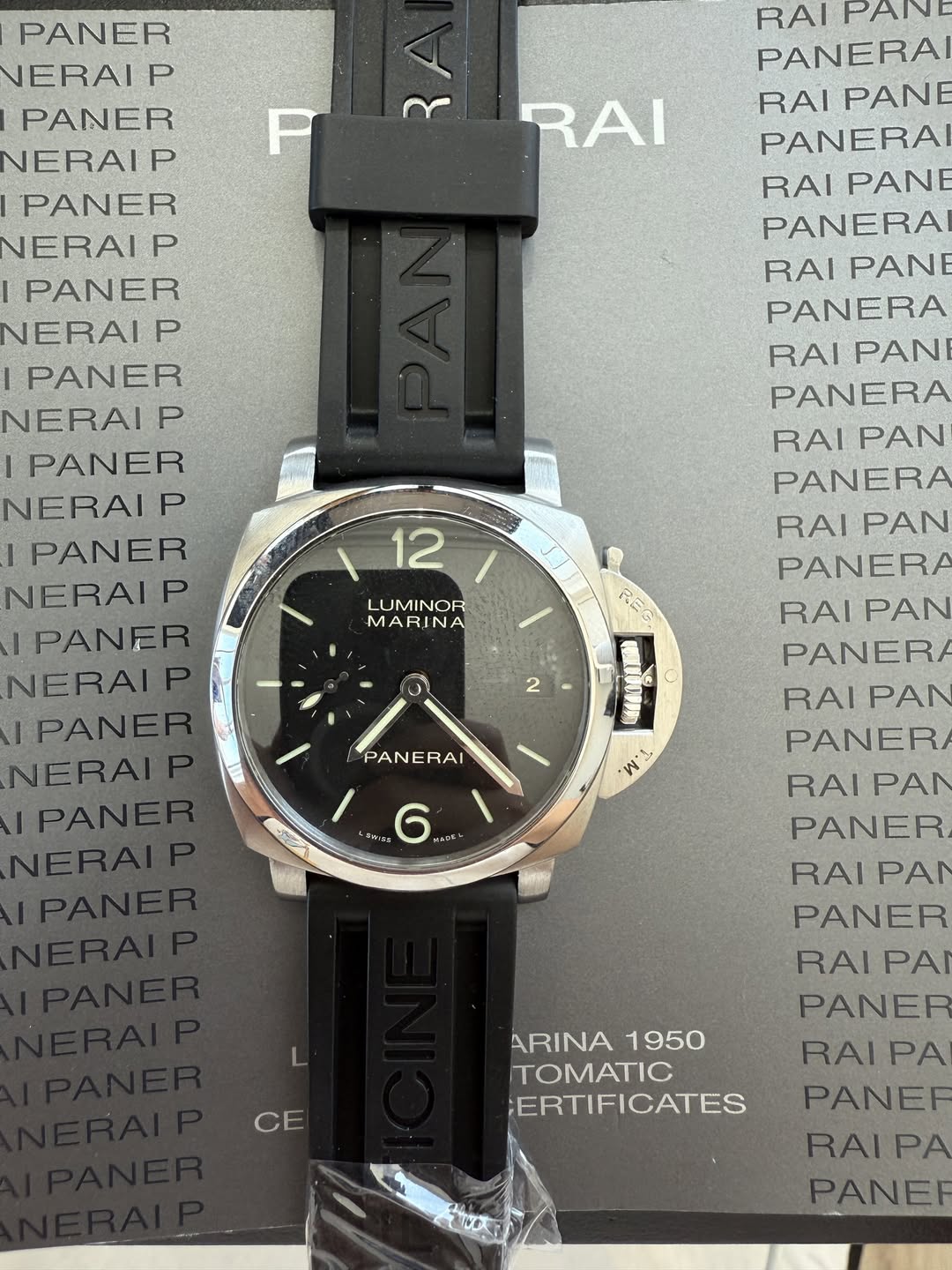 May be an image of digital watch and text that says 'RAI PANER ERAIP PANER NERAIP PANER NERAIP PANER NERAIP P PANER NERAIP PANER NERAIP P PANER NERAIF P PANER NERAIP IPANER…