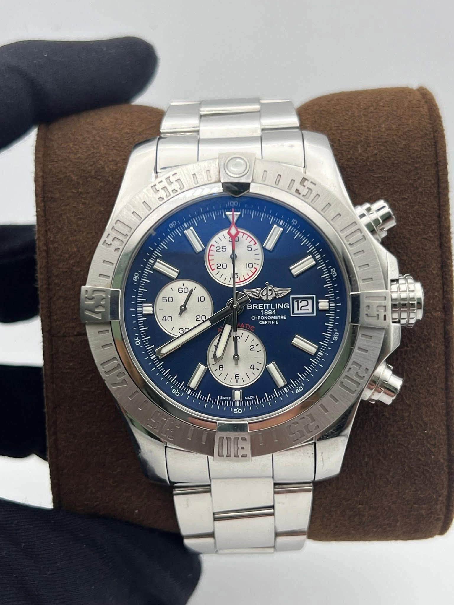 May be an image of wrist watch and text that says '25 / ลล aJaJ 00 O 门 LA: 80 7.מ 04 Hu BREITLING 1884 EE E ING 12 CERTIFIE 送 2 1 u 용 oe Lie 40 50 DE'