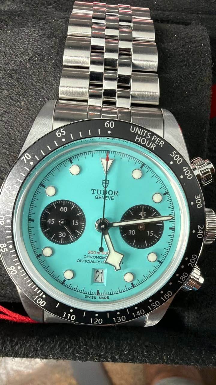 May be an image of wrist watch and text that says '60 65 70 n UNITS HOUR UNITSPER PER 500 400 TUDOR GENEVE GEN 60 ማማማበባባባባ οσε 200m.660 CHRONOM OFFICIRONON CHRONOMI OFFICIALLY 21…