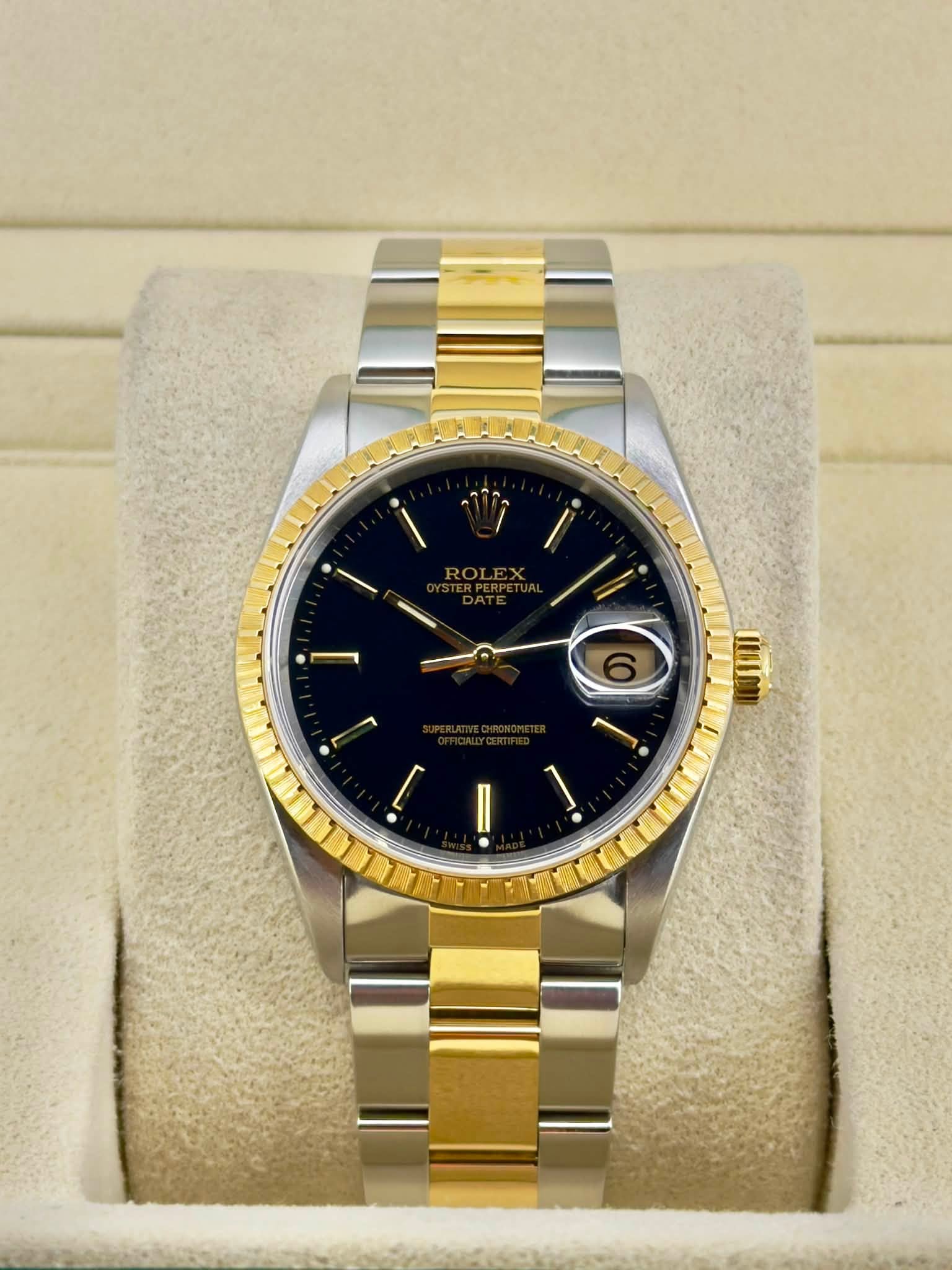 May be an image of wrist watch and text that says 'YSTE ROLEX ROLEX EPERPETUAL ・ [ II'