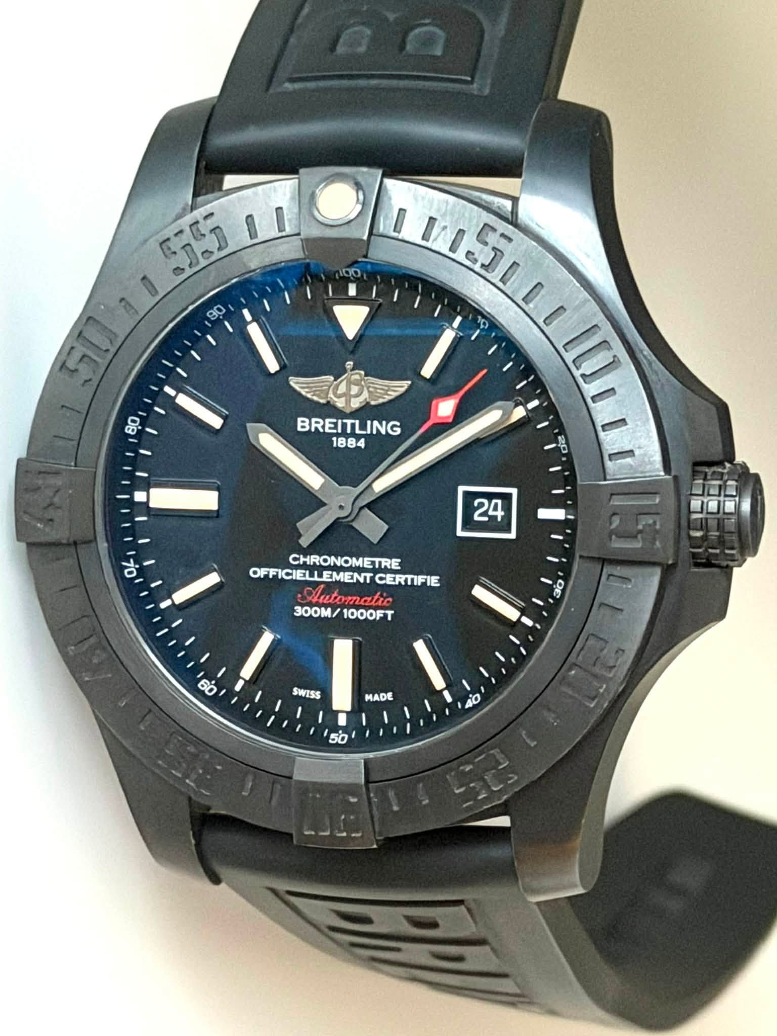 May be an image of digital watch and text that says '55 S0 3 90 80 I BREITLING 自口口 04 CHRONOMETRE OFFICIELLEMENT CERTIFIE 300M/1000FT 300M/ 1000FT 20 60 SWISS MADE H0 40 O 50'