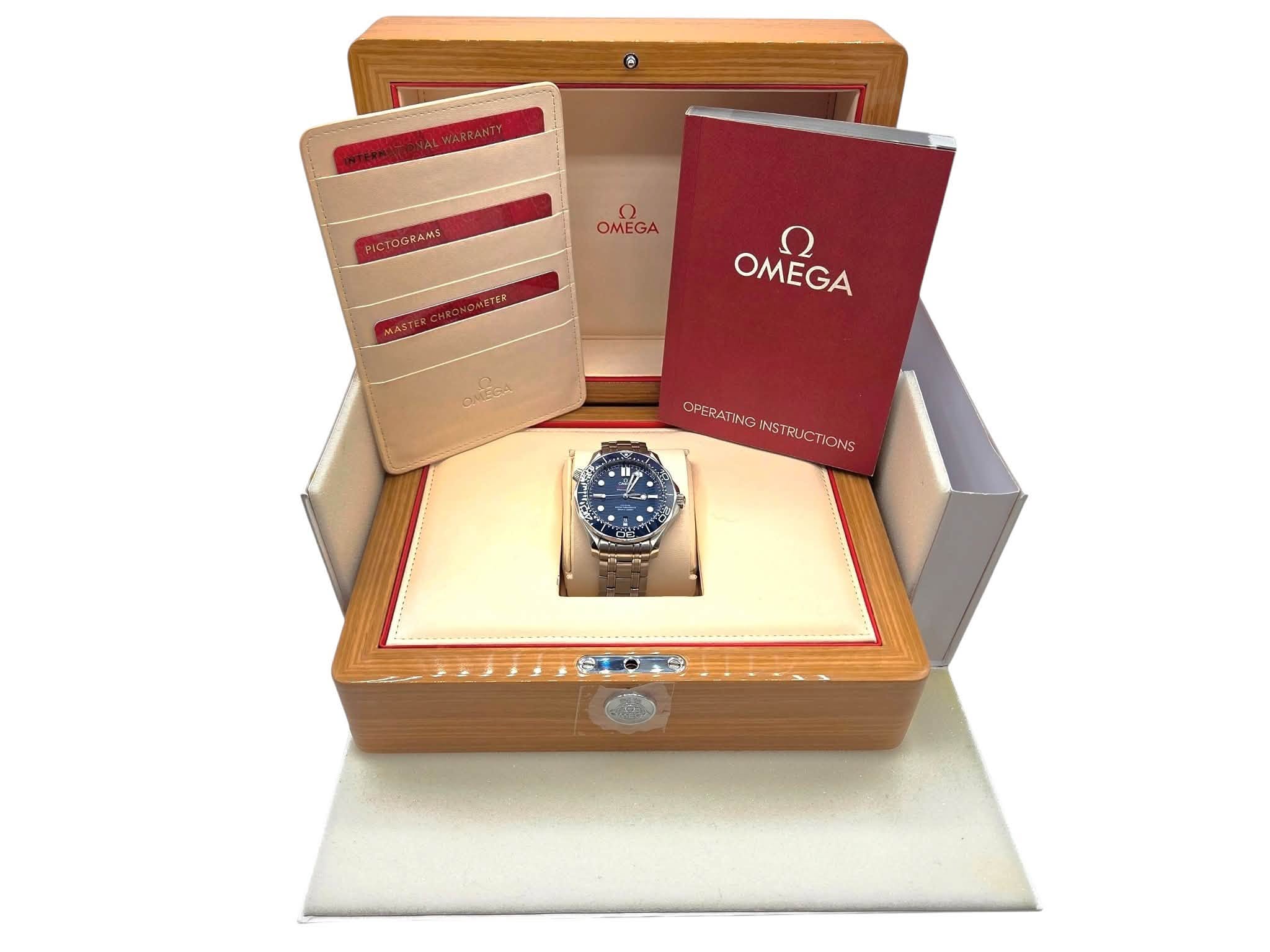 May be an image of wrist watch and text that says 'PICTOGRAMS GRAMS GR ع OMEGA ח OMEGA SNESE 自 OPERATING OPERATINGINSTRUCTIONS NSTRL CTIONS INSTRUCTIONS -'
