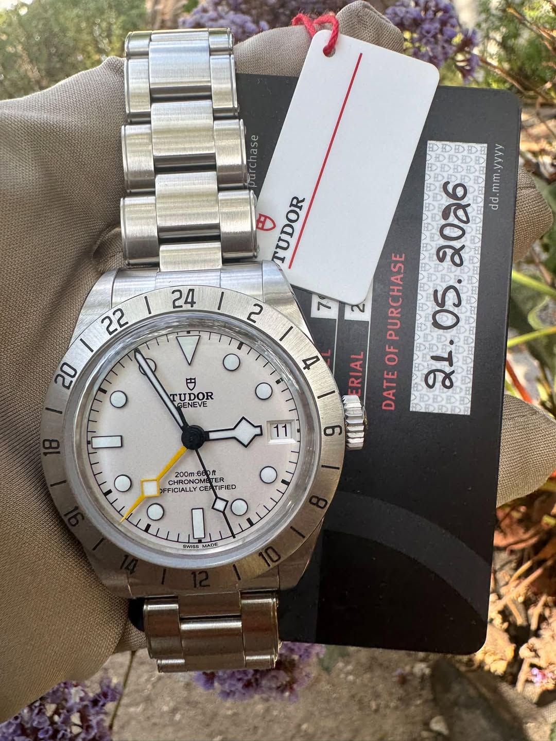 May be an image of wrist watch and text that says 'urchase 円 TUDOR 24 I Pa 22 I I 20 2 ពក៉ាពា ad.mm.yvMy dd. 2026 1ヴめシ生 RIAL DATE OFPURCHASE :05. o5. PODOE 円 TUDOR ENEVE 4 Ο 1 و…