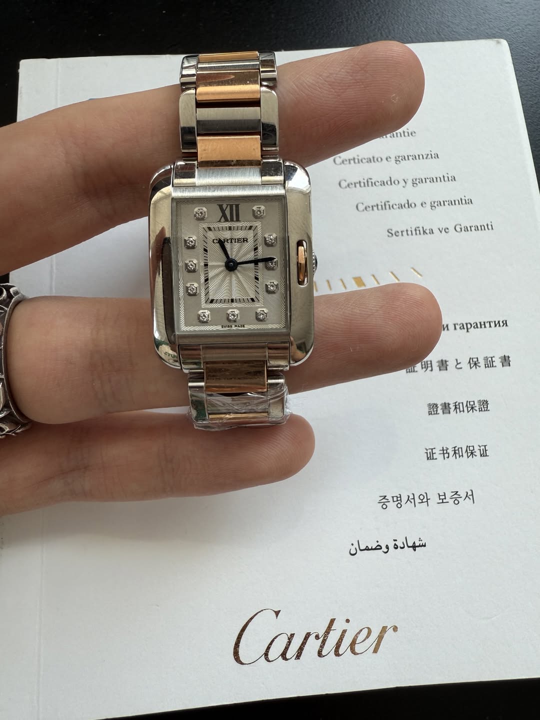 May be an image of wrist watch and text that says 'antie Certicato Certicatoegaranzia e garanzia Certificadoy Certificadoygarantia garantia Certificado Certificadoegarantin…