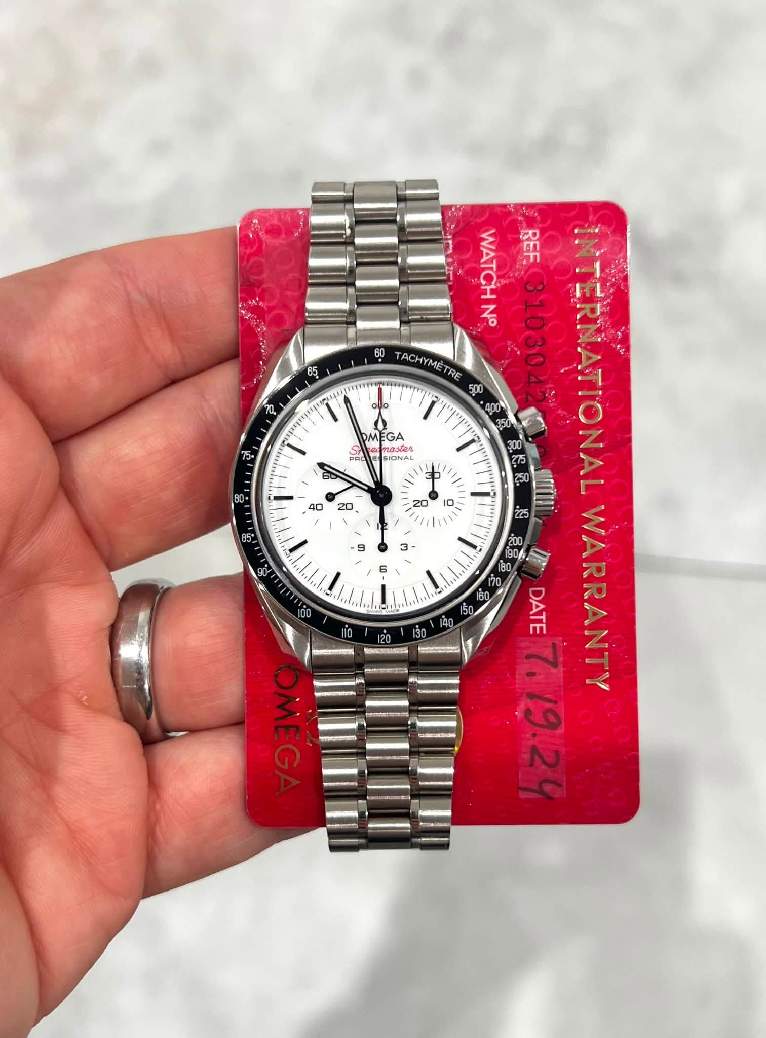 May be an image of wrist watch and text that says 'អុ មំ WATCHN N 3103042 I TERNATIONAL WATCH BEF. 60 TACHYMET TRE 600 8 祝 19 -3.8 ME MEGA MEGA เลเชื่อง 농 SA SAO ိသပ်ိမေ FRO SIONAL…
