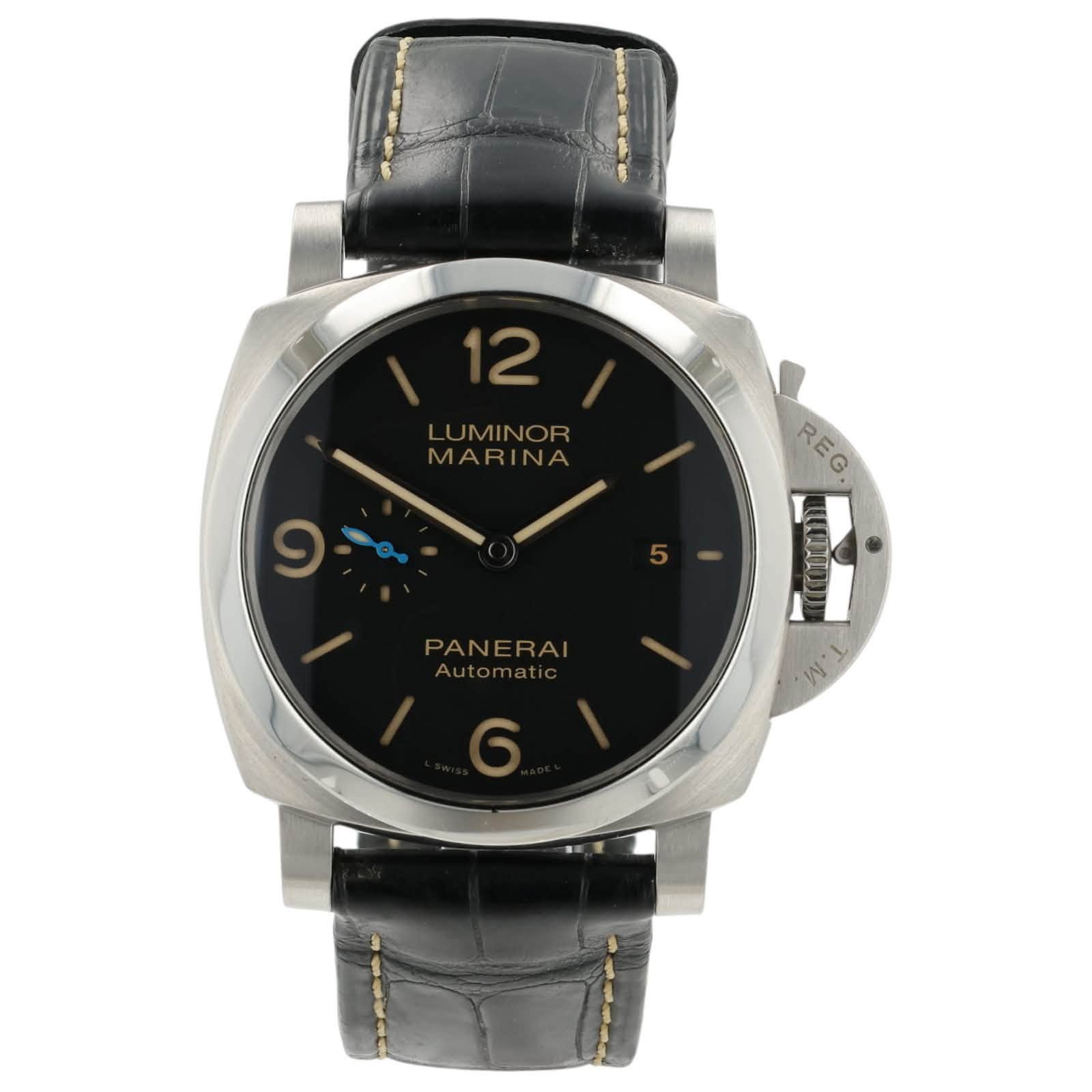 May be an image of wrist watch and text that says '12 2 UMINOR MARINA NA MAR و REG PANERAI PANE RAI W'