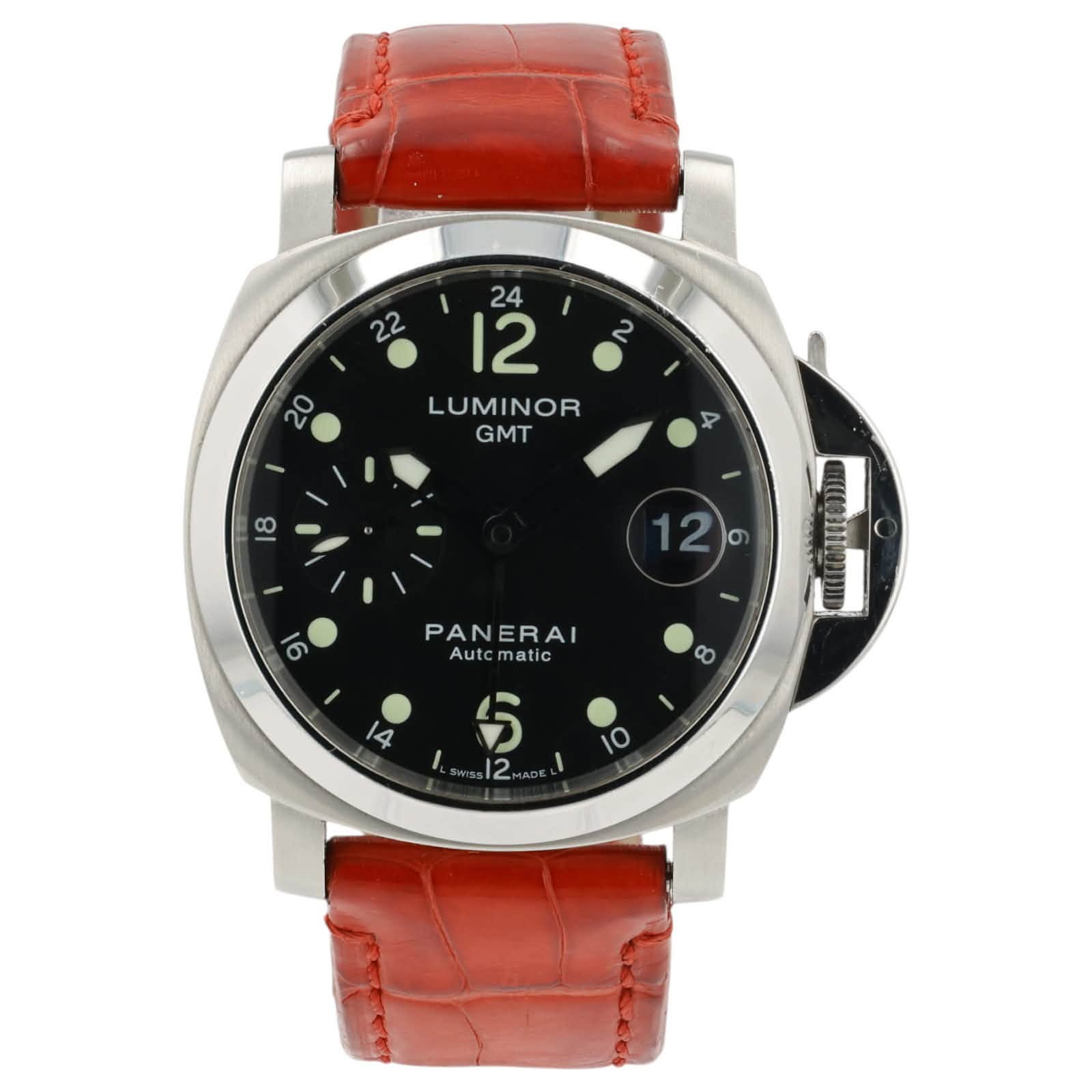 May be an image of wrist watch and text that says '22 2 24 I 12 LUMINOR GMT ၈ 16 ထ PANERAI Autcmatic Autc matic S . '