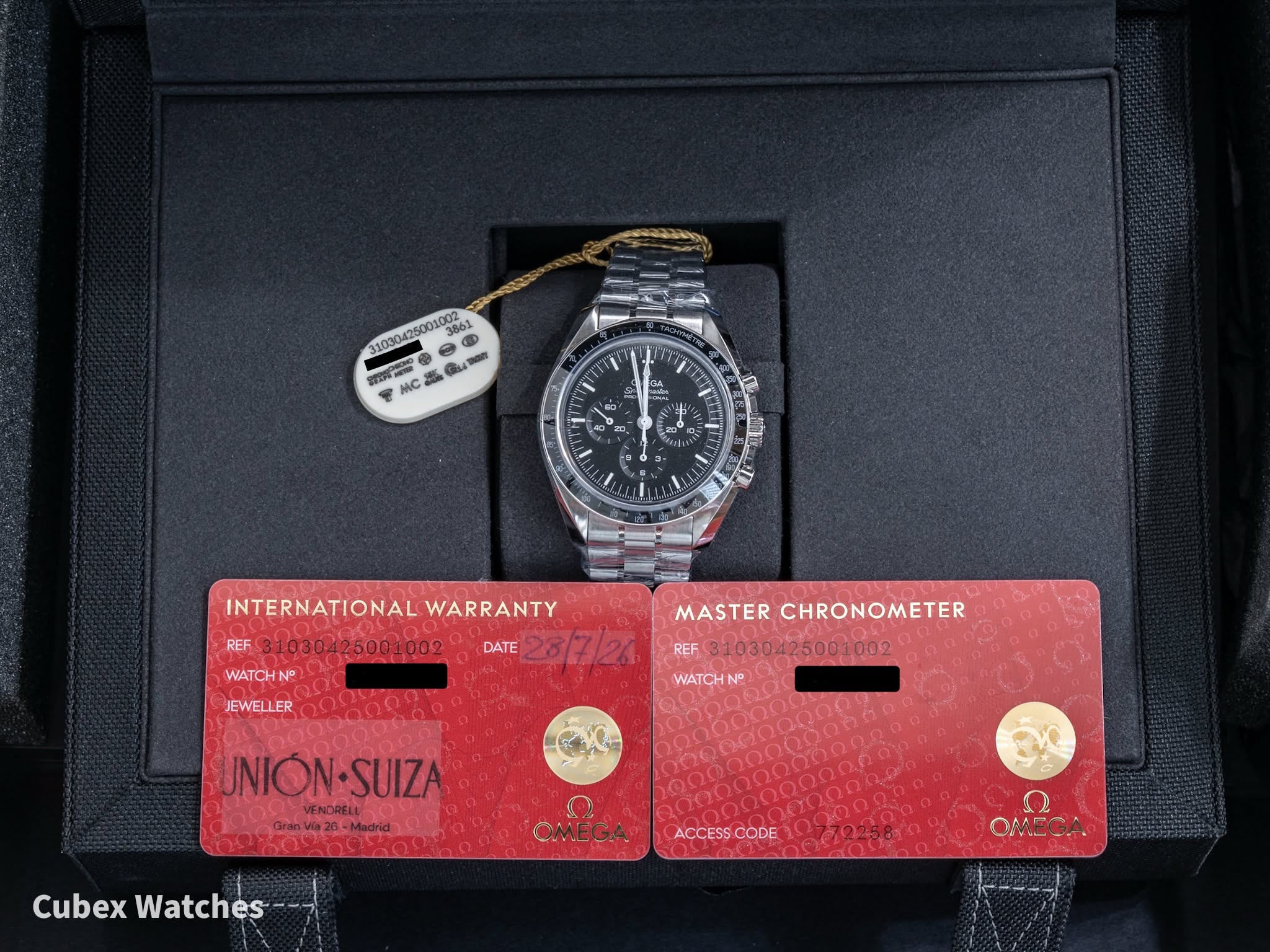 May be an image of wrist watch, money and text that says ' 豊 G พี่น4 ROUY MC i1 1 به - - 40 20 요0 INTERNATIONAL INTERNATIONALWARRANTY WARRANTY REF DATE 287/26 WATCHN JEWELLER ER…