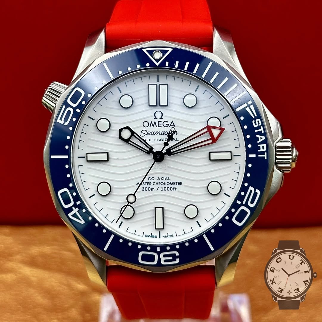 May be an image of wrist watch and text that says 'ล่ษ II س I OMEGA Seamast ROP AL لما لل ن 4 STERCHRONOMETER STERC CHRONOMETER CO-AXIAL 300m 1000ft START UI Ο . O I : ธฟครย…