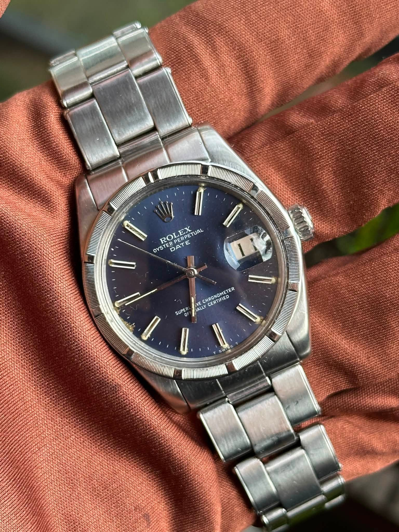 May be an image of wrist watch and text that says 'ال V PAIN I ROL ROLEX RPETUAL RPE EX UAL ΟΥ YSTE DATE DATE Il I יוק CHRONOMETE TER CERTIRED SUPER SALLY I I'