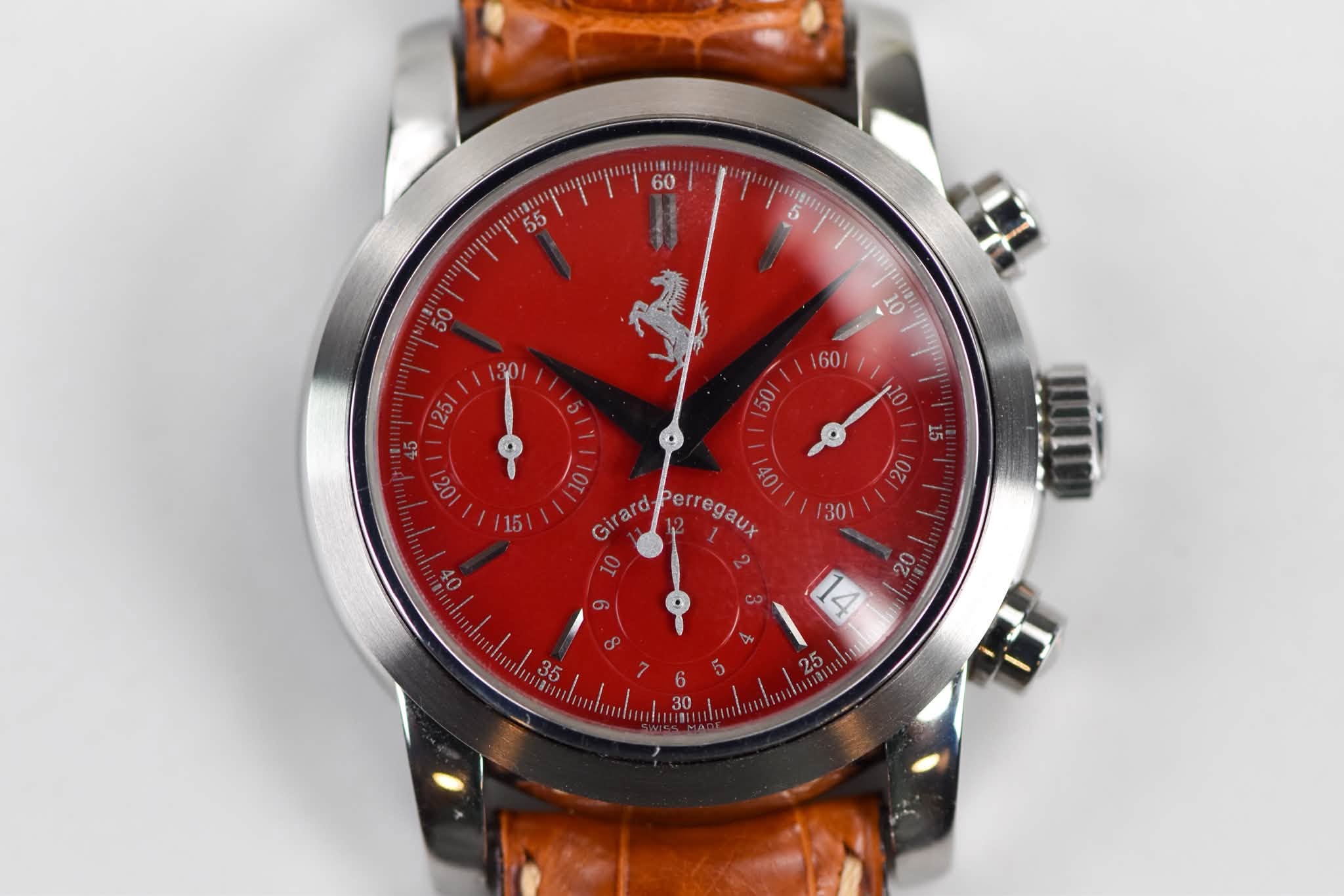 May be an image of wrist watch and text that says ' ចុ 10 mị //1/ው /20 151 Girard/Bortegaux G Girard Perregaux 30 20 20 A 25 LT'