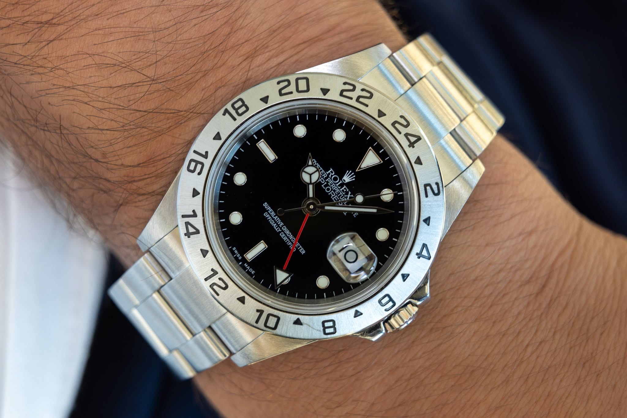 May be an image of wrist watch and text that says ' 9L 14 2 SUPERLATIV DEMATIVE HOKz ICEALE OFFICIALIY RNO WEIK ኢውትር ARON TER 4 อพกุธ 2 MADE 10 4 A တ OL B'