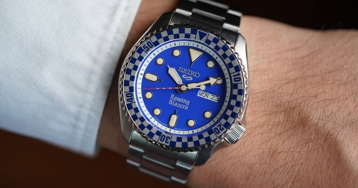May be an image of wrist watch and text that says '50 SIEIKO 40 MON23 Blazers Rowing Alazerg 30'