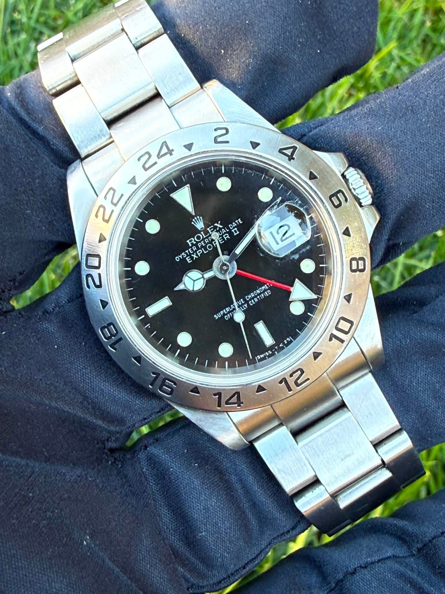 May be an image of wrist watch and text that says ' OYSTERPERP ROLEX EXPLOFER STERPERPOUAL R OYSTERPER ROL D PATE D 12 20 8 VEC CHRONOME CERTIFIED SUPERLAS OFFI0 UY 8 25 OL SwIss…