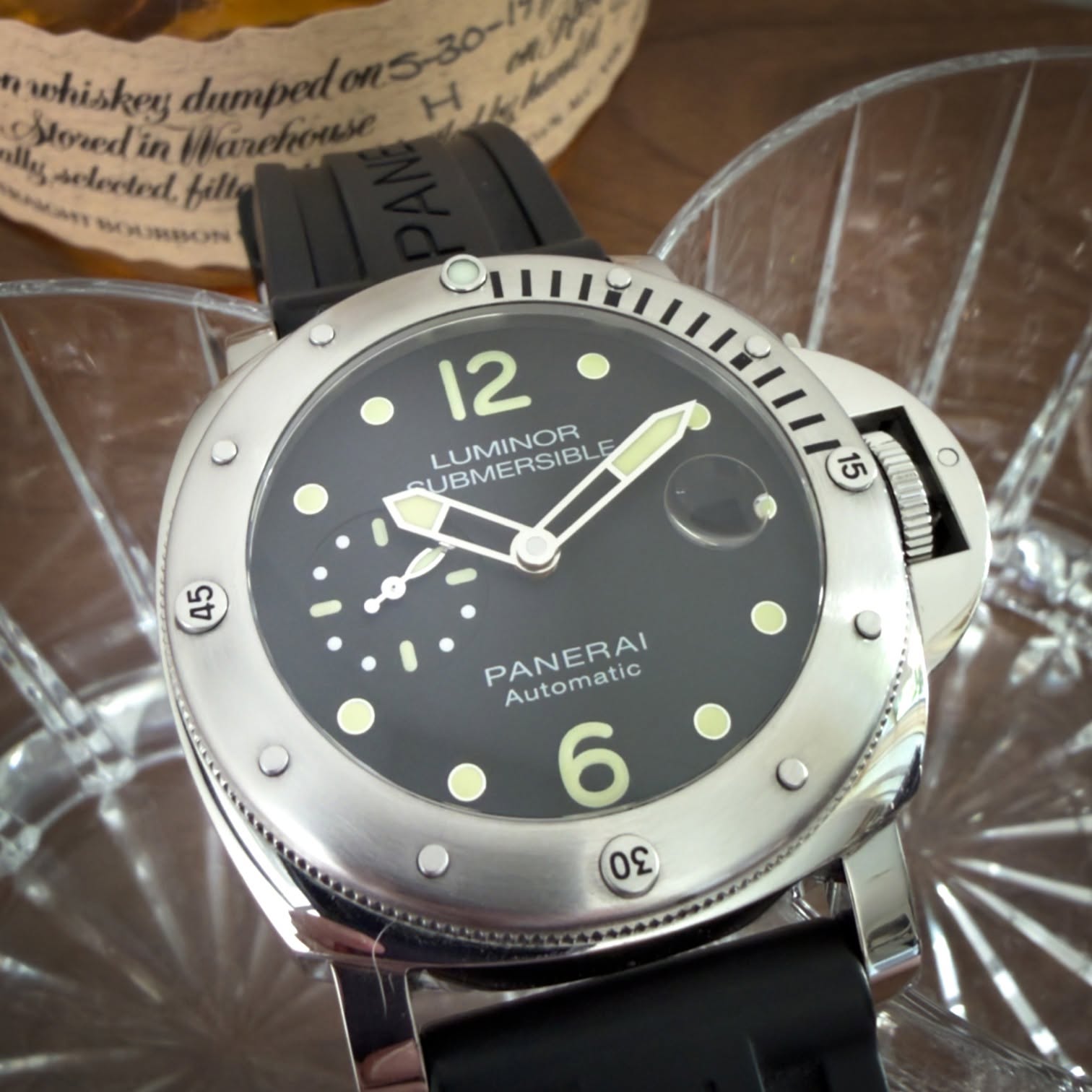 May be an image of wrist watch and text that says 'C a whiskey stored a H selected. M 3и 12 LUMINOR UBMERSIBLI 15 45 45 PANERAI Automatic 6 30'