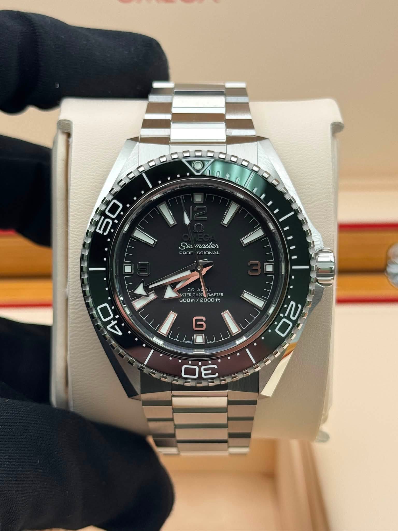 May be an image of wrist watch and text that says 'n 5 50 T - Se masier PROF SOIONA SIDNA G00m TER 2000f שם 6 20 0 グ 3 m:'