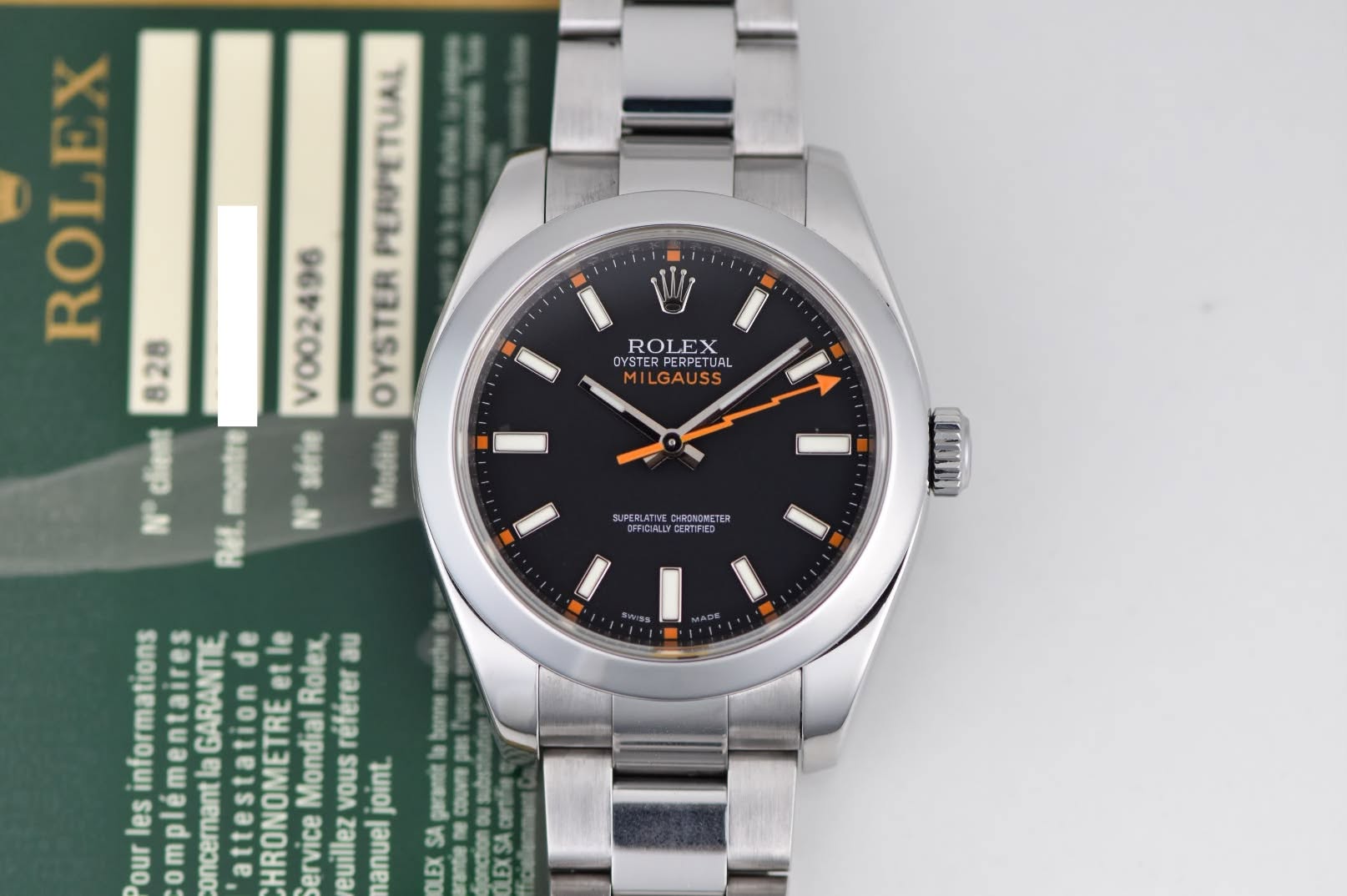 May be an image of wrist watch and text that says 'ROI 828 E PERPETUAL 964で00人 E 5 OYSTER ي 비한이이 ROLEX OYSTERPERPETUAL OYSTER MILGAUSS I - SUPERLATIVE CHRONONE ER COUN nardte…