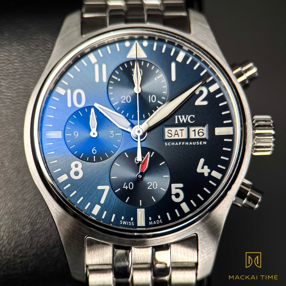 May be an image of wrist watch and text that says '11 10 H 20 10 59前 9 2 IWC SAT SAT16 16 SCHAFFHAUSEN / I 5 SWISS MADE MACKAITIME MACK TIME'