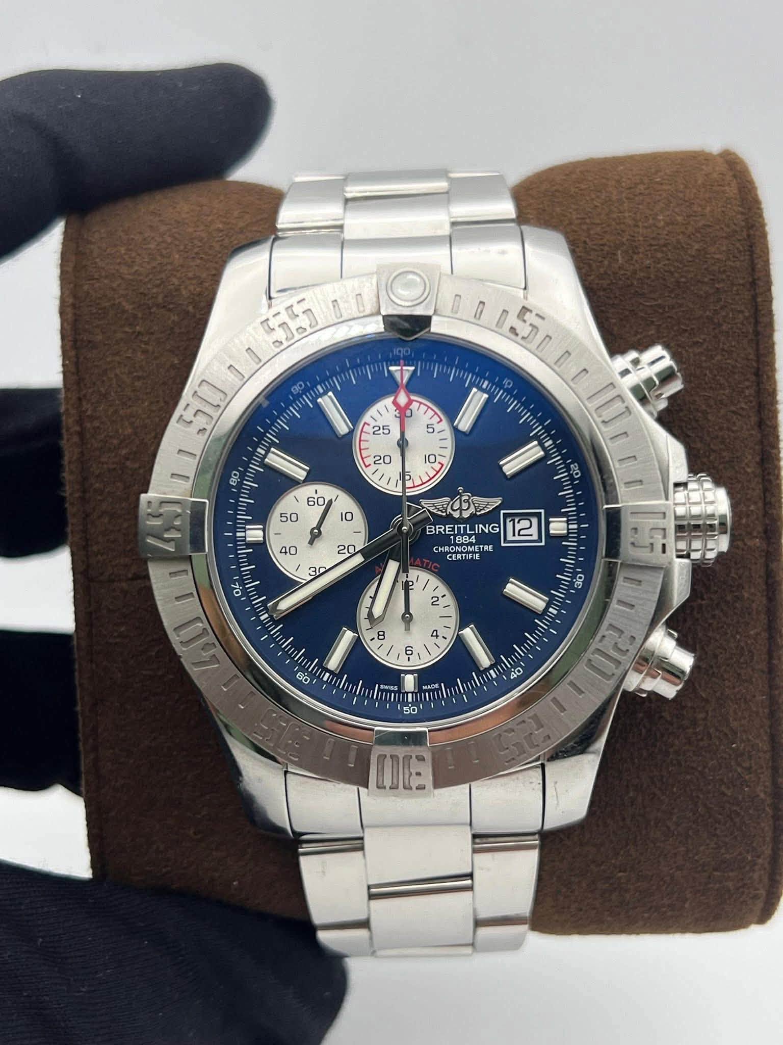 May be an image of ‎wrist watch and ‎text that says '‎25 5 555 aJaJ 00 O 001500 ら的 11 80 崎 40II 0 o BREITLING BREIT CHRONOMET TE ING 12 1884 CERTIFIE 2 5 2 2 ل 4 4 - I 6 oC 8 6 B0…