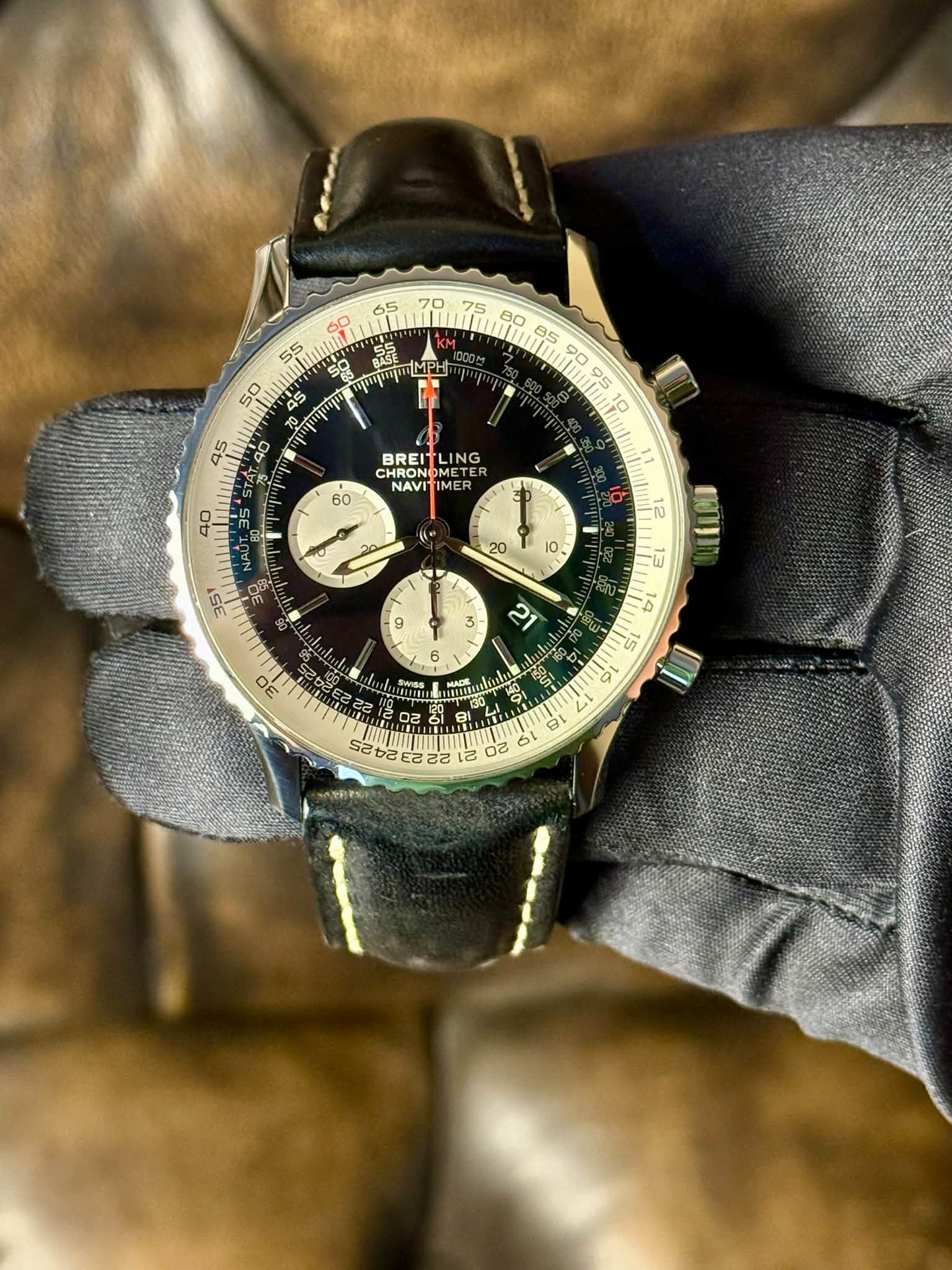 May be an image of wrist watch and text that says 'MPbl 60 55 S0 50 45 Bepn DO 95 10 45 BREITLING BREIT CHRONOME OMETER OMETE LING CHRON URENON NANE m D ท 15 o1 Ts MADE ម្មប mlanl…