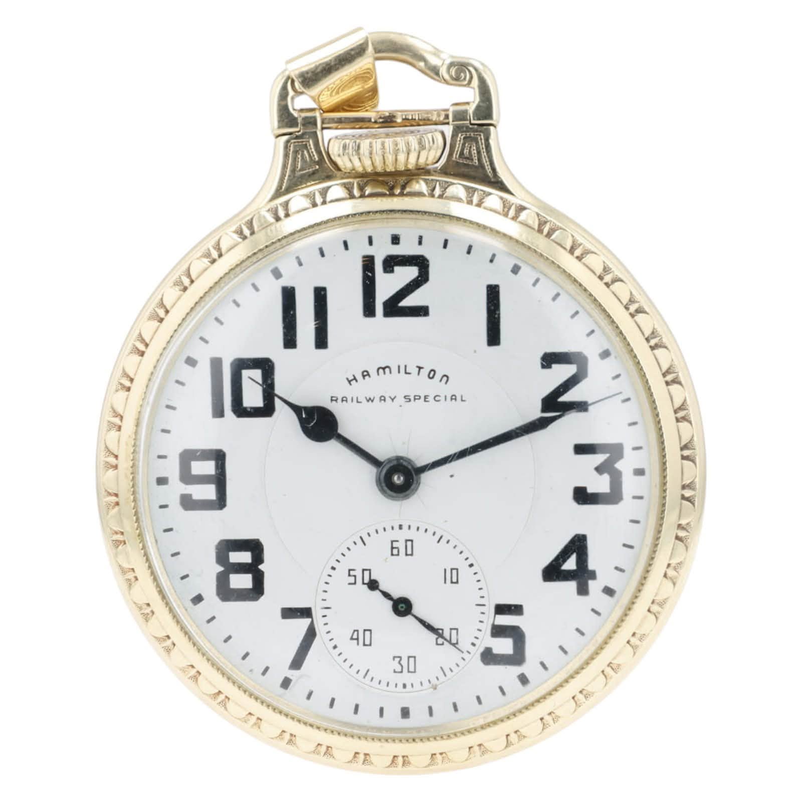 May be an image of wrist watch and text that says 'ु्वा II 12 10 HAMILTON RAILWAY RAILWAY_SPECIAL SPECIAL 9 8 7 VI كالك 71 o สง يا পর YY 6O YY Vy YY 20 40 30 LA 力 ER Aл.'