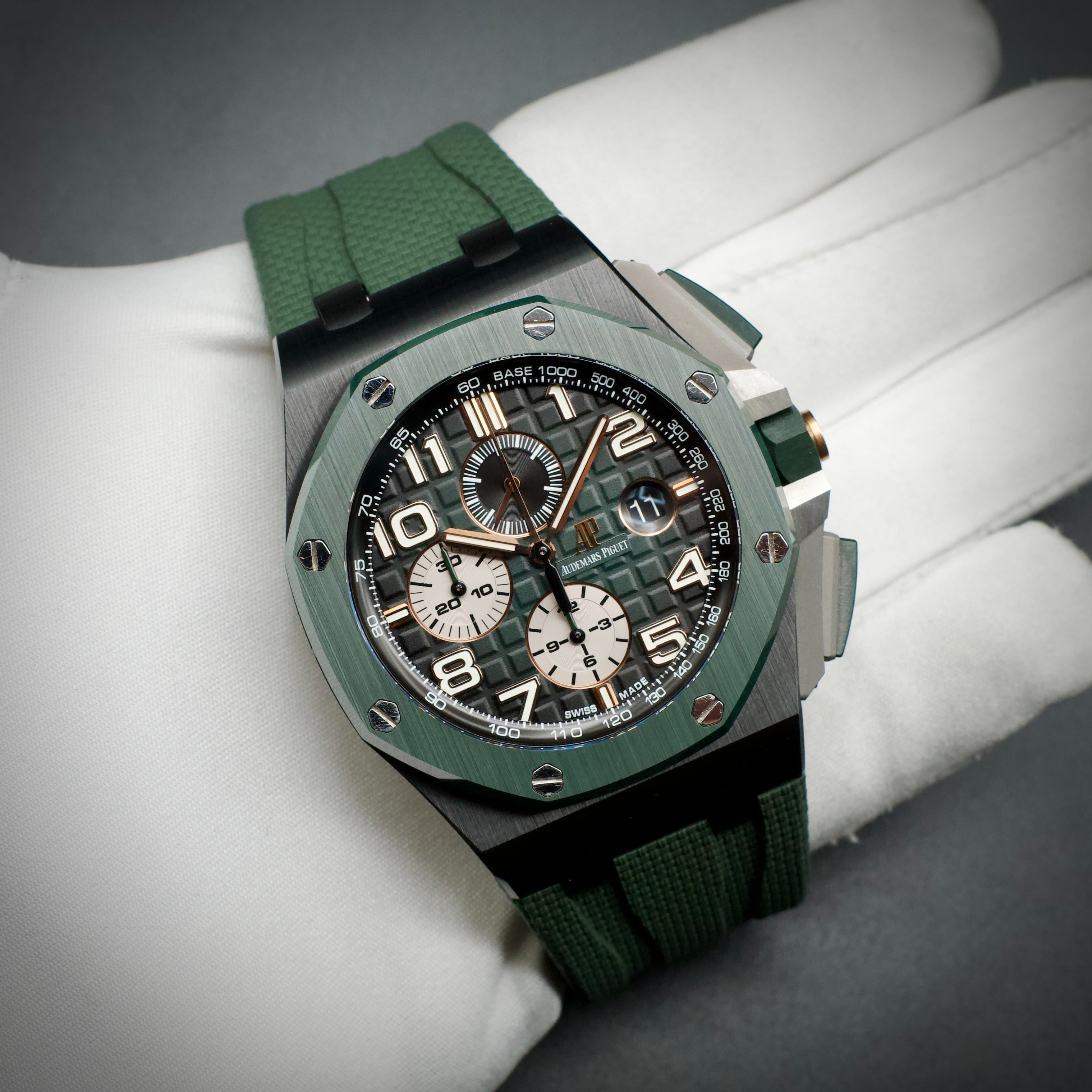 [WTS] Audemars Piguet Royal Oak Offshore Chronograph 44mm Ceramic Green Dial 26405CE image