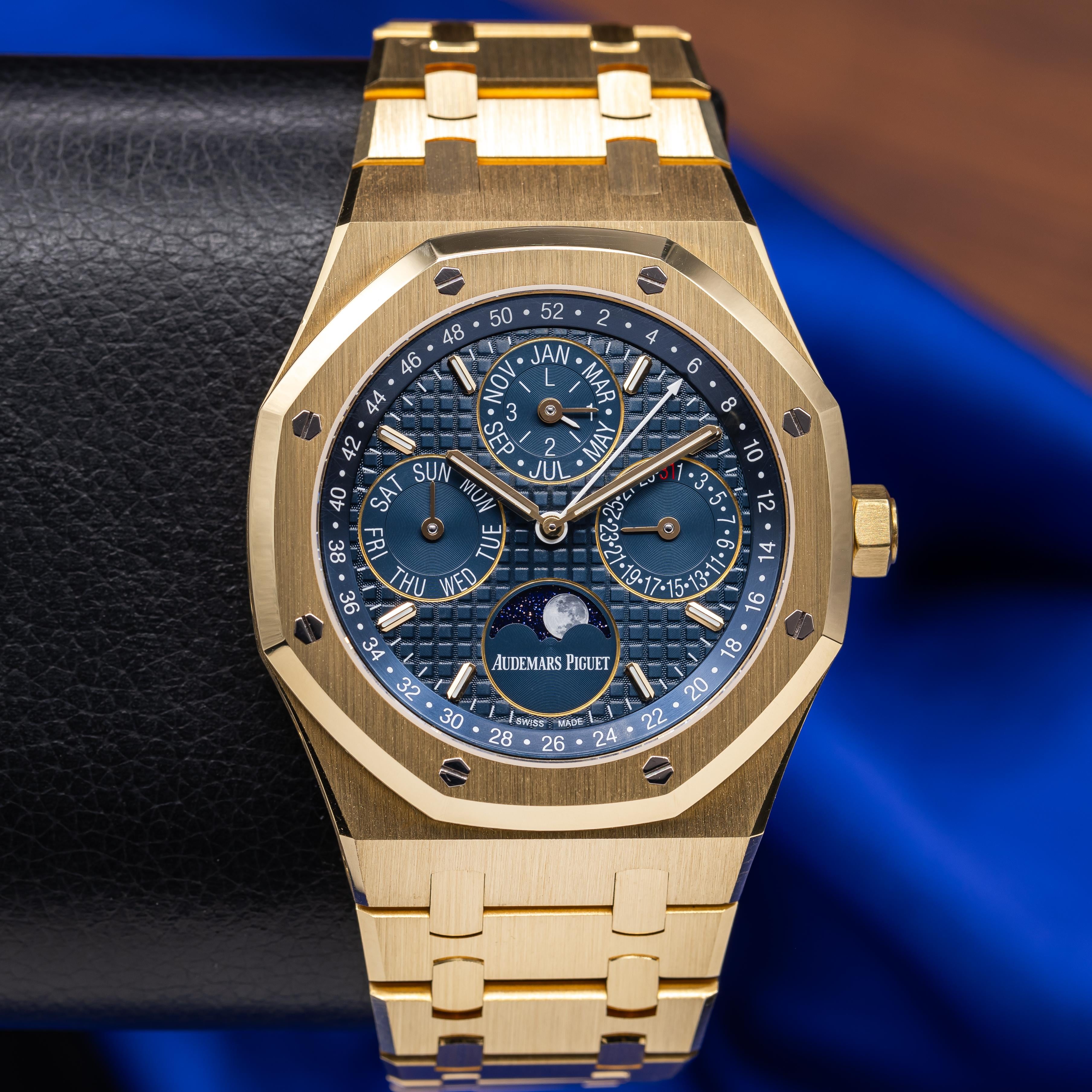 [WTS] AUDEMARS PIGUET Royal Oak Perpetual Calendar 41mm Yellow Gold Blue Dial 26574BA image